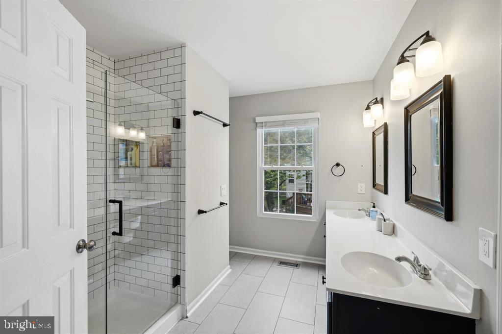 FOXRIDGE - Residential