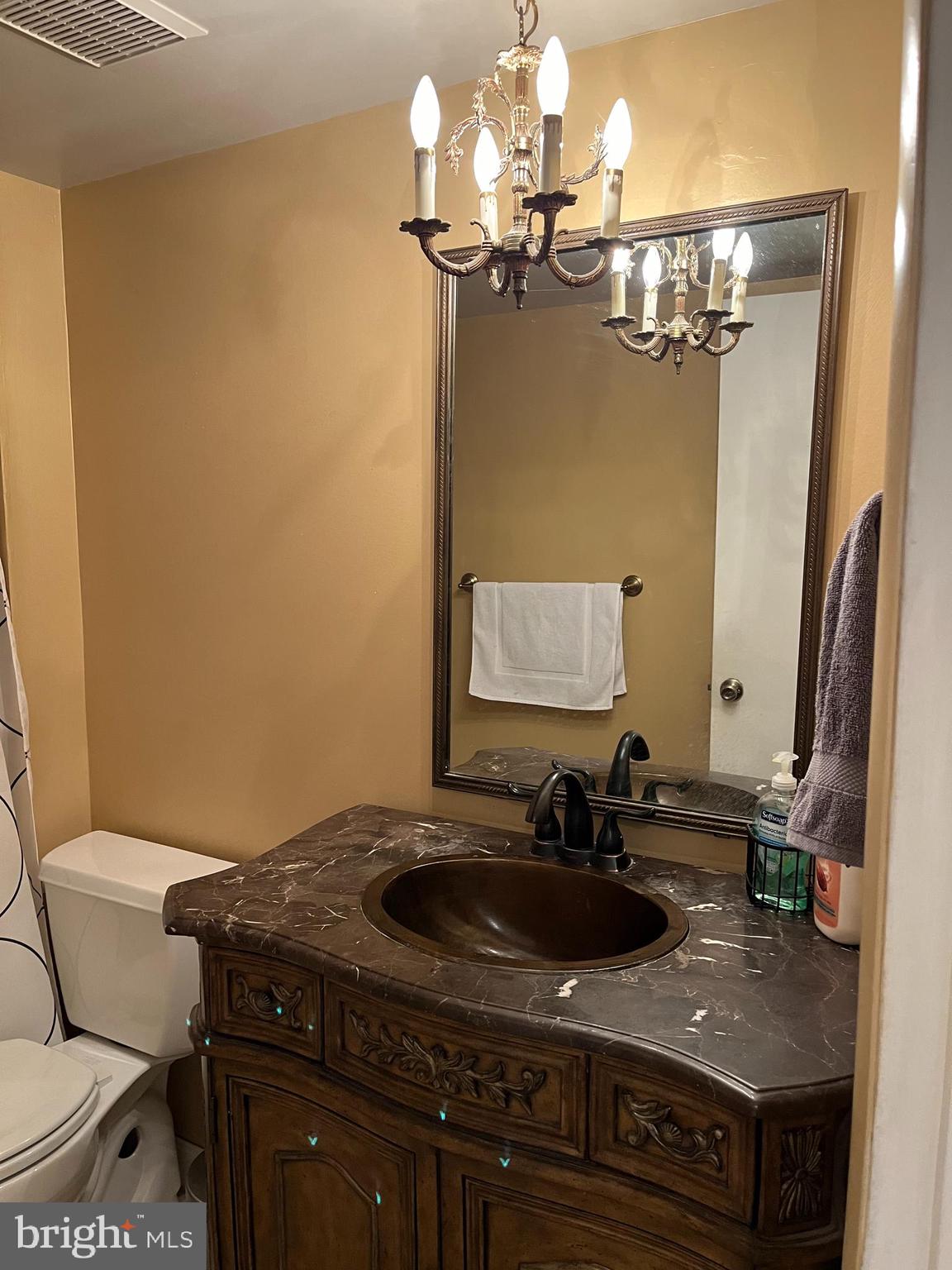 STAPLETON COURT GARDEN - Residential Lease