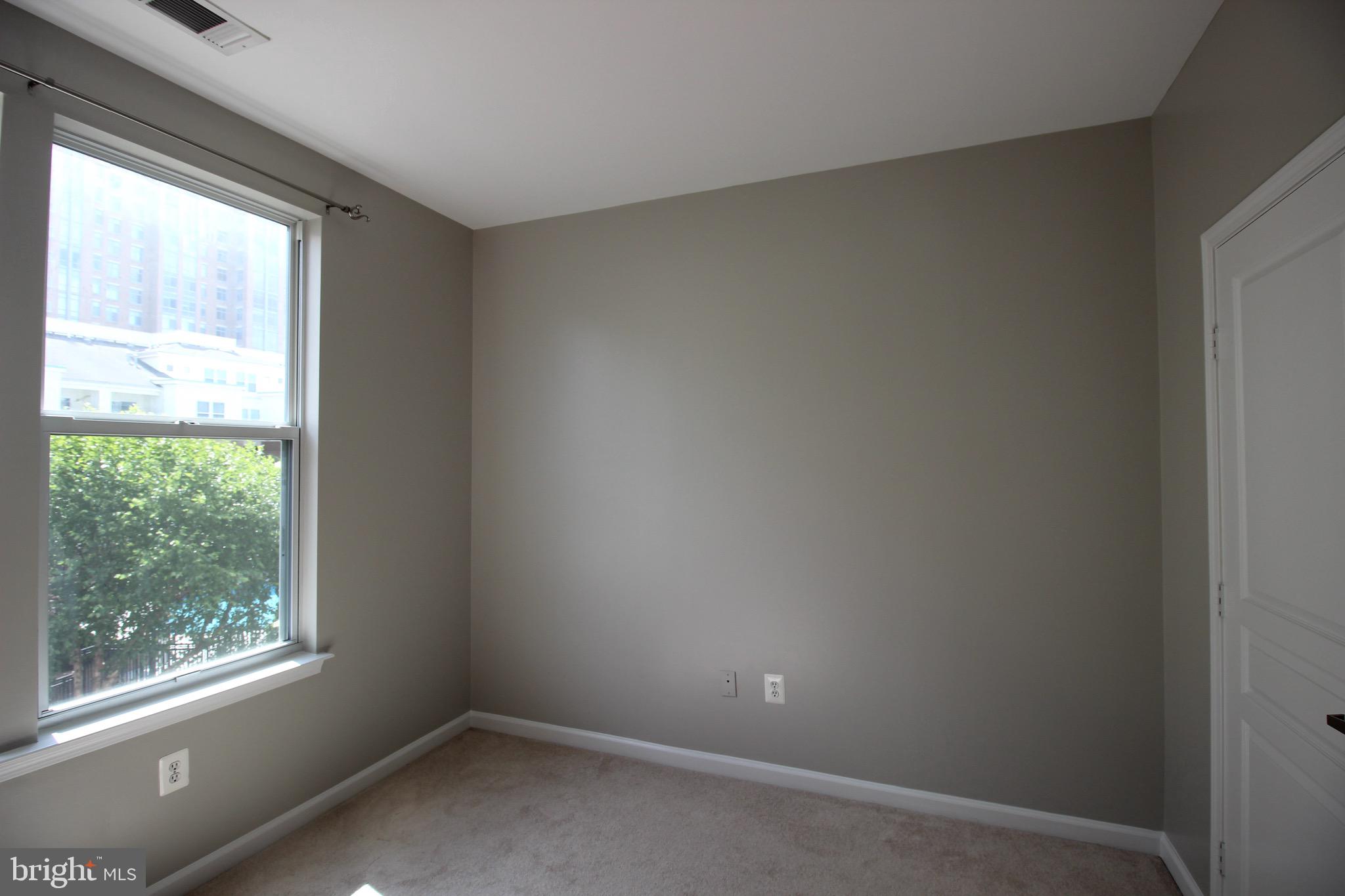 SAVOY AT RESTON TOWN CENTER - Residential Lease