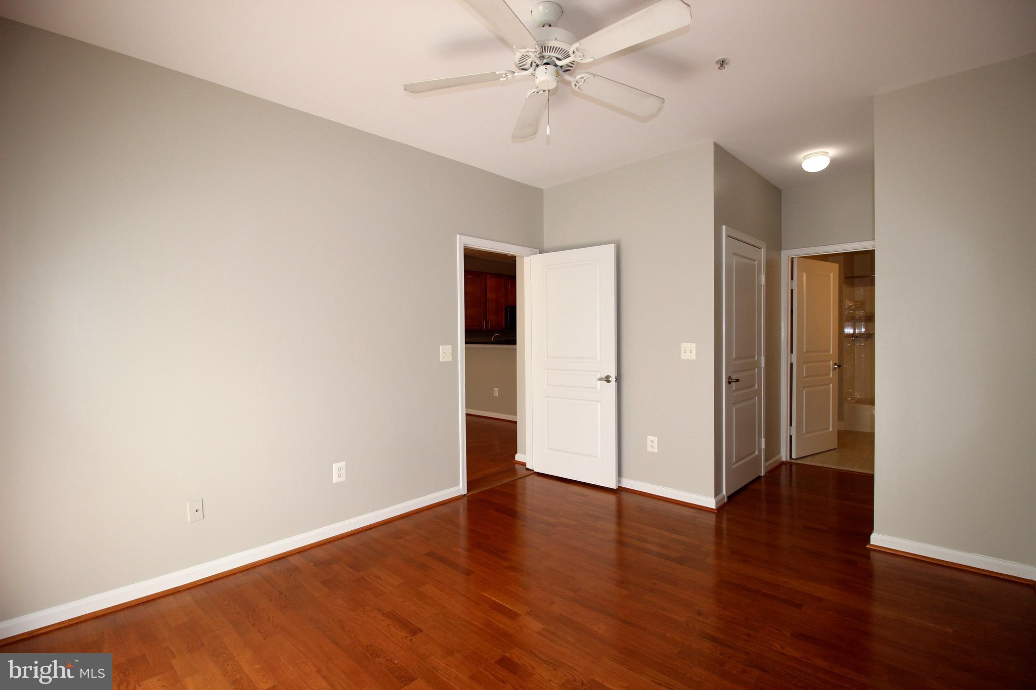 SAVOY AT RESTON TOWN CENTER - Residential Lease