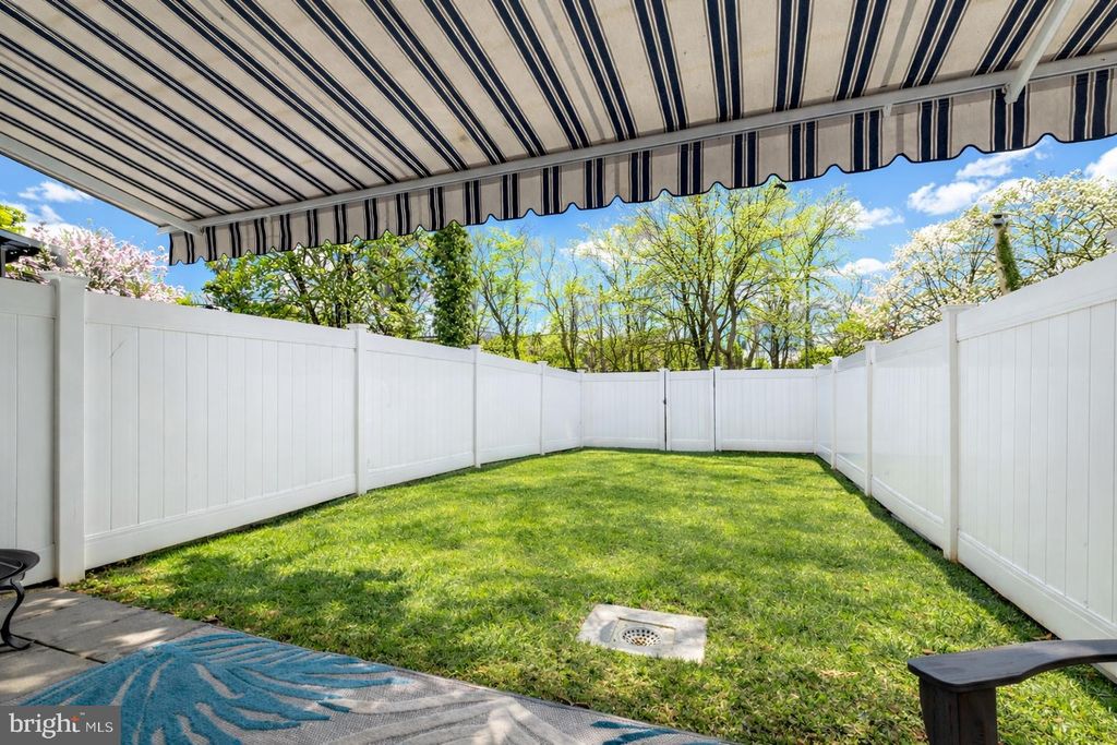 Photo of 9913 Crestmont Avenue, PHILADELPHIA, PA 19114 (MLS # PAPH2585226)