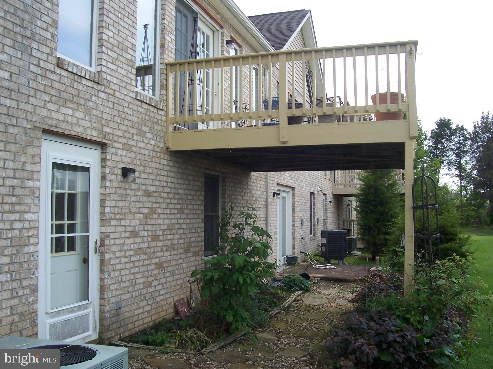 SIGNAL KNOLLS - Residential