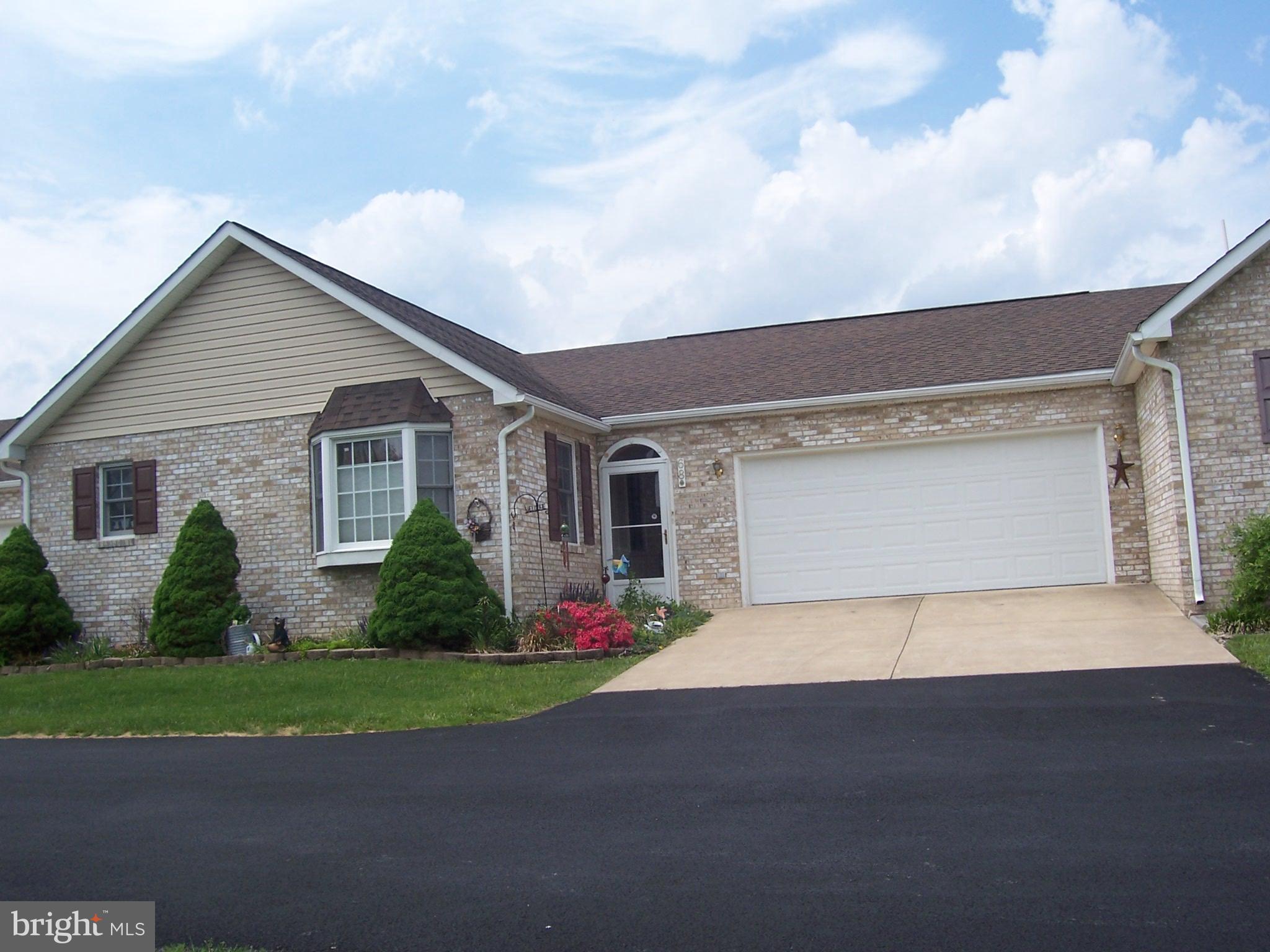 SIGNAL KNOLLS - Residential