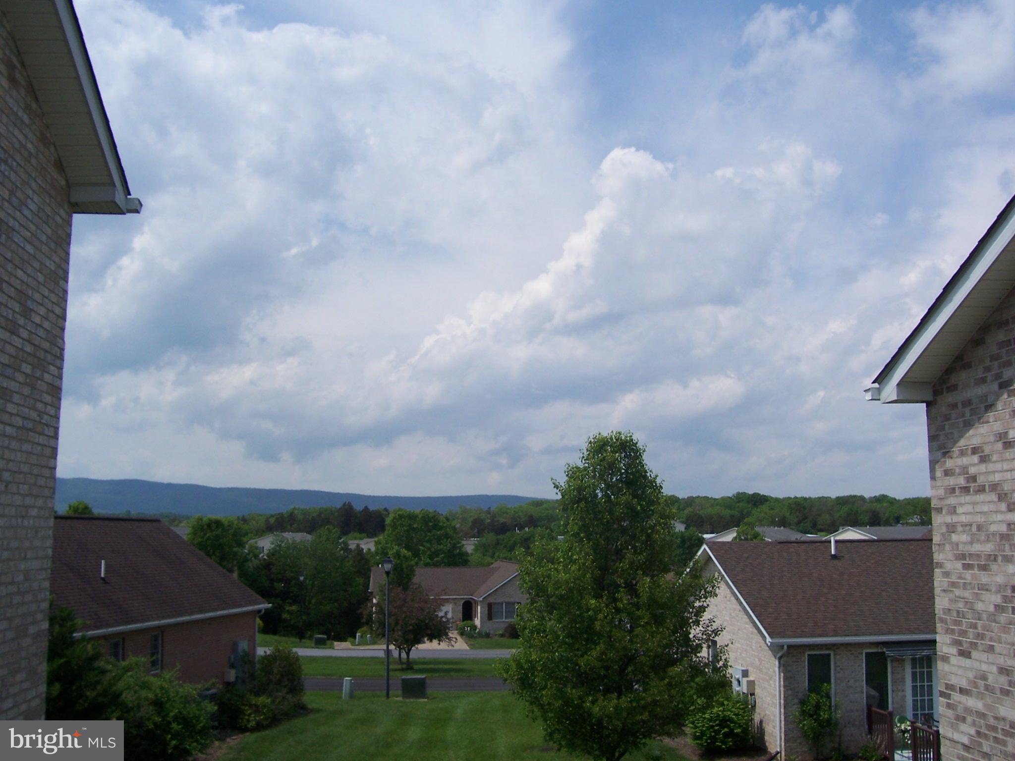 SIGNAL KNOLLS - Residential