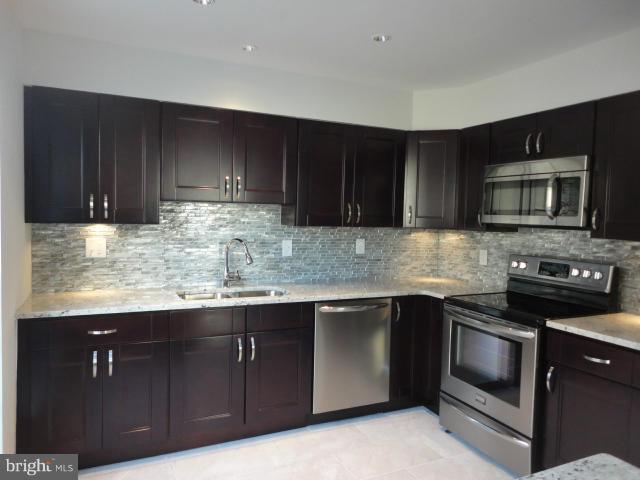 ST CHARLES SUB - HUNTINGTON - Residential