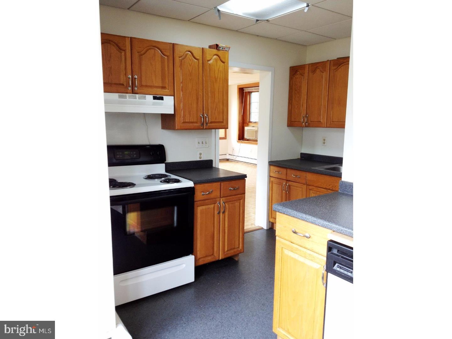 CHESTNUT HILL - Commercial Sale