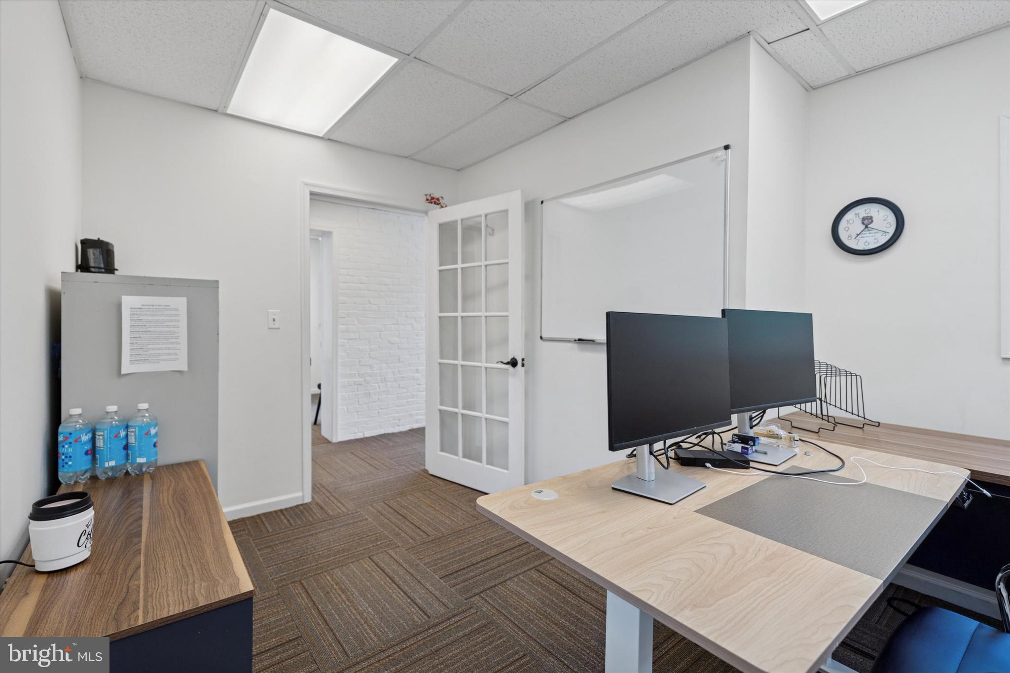 CHESTNUT HILL - Commercial Sale