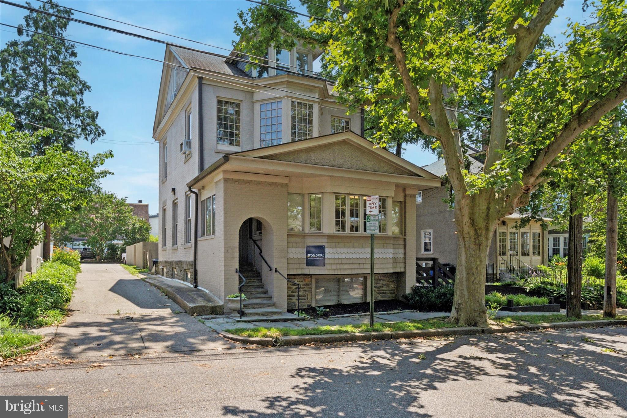 Prime Office Location just steps from the Top of the Hill, including onsite 4 car parking. The 1400 sq. ft. first floor space is wheelchair accessible and includes a small kitchenette and half bath, multiple office and conference spaces, phone and internet ready. Upstairs is a 1554 sq ft, 2 bedroom, bi-level apartment with a full bath and kitchen. Plenty of natural light enters both the first floor space and the apartment upstairs. Easy access to town and surrounding suburbs, directly across the street from the Chestnut Hill West Station and easy access to additional public transportation on Germantown Avenue. This is an excellent opportunity to be in the heart of Chestnut Hill's Business District. Walk to everything including restaurants, shopping, trains and the beautiful Wissahickon Valley.