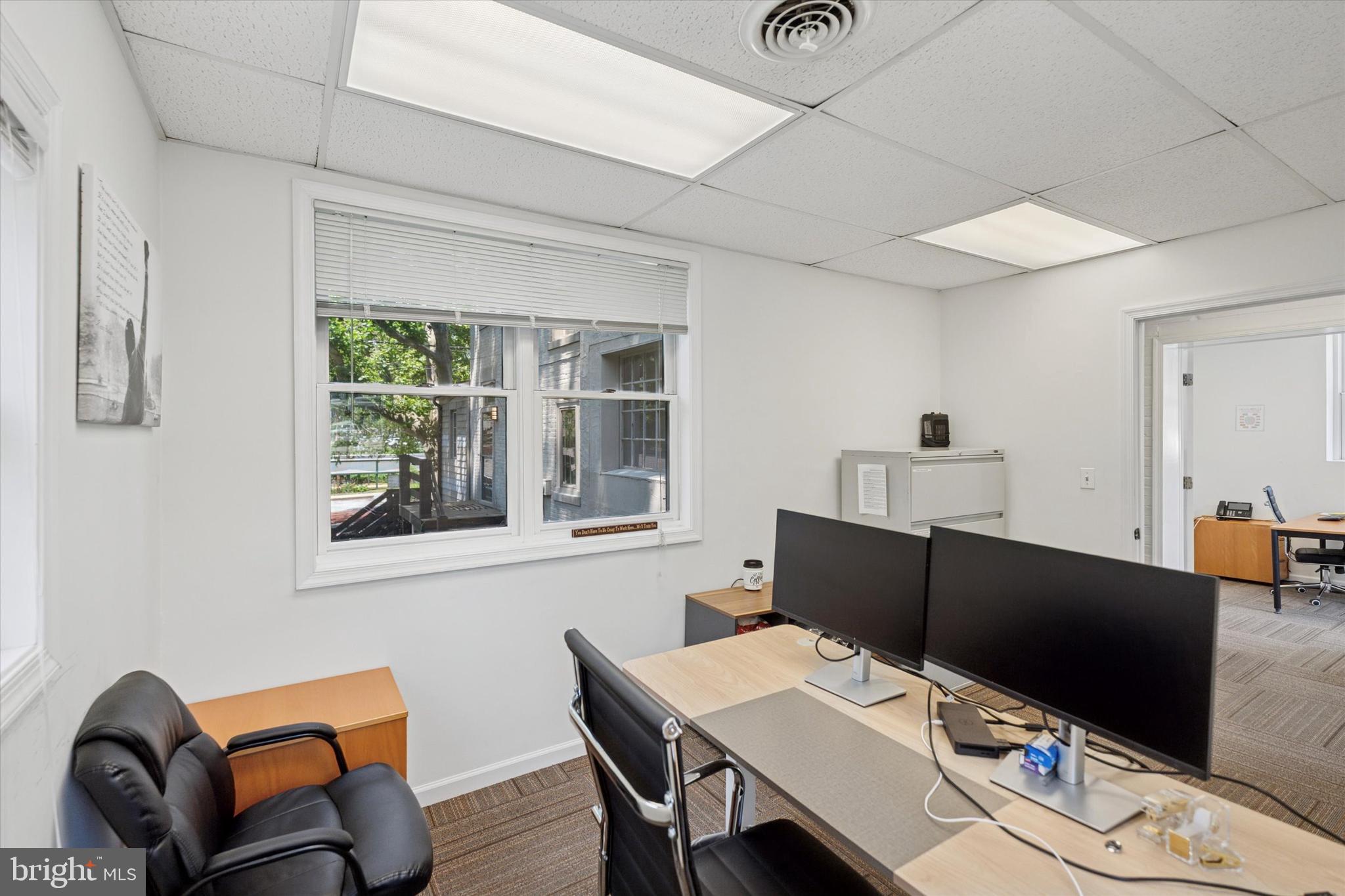 CHESTNUT HILL - Commercial Sale