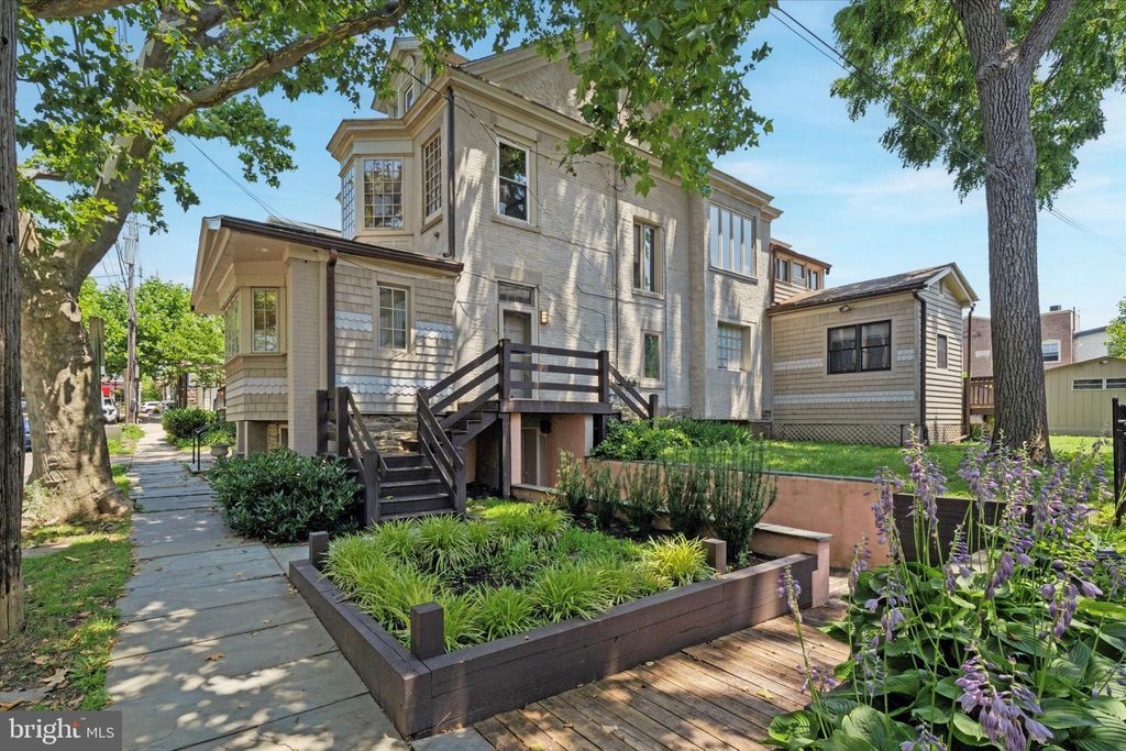 Photo of 18 W Evergreen Avenue, PHILADELPHIA, PA 19118 (MLS # PAPH2513942)