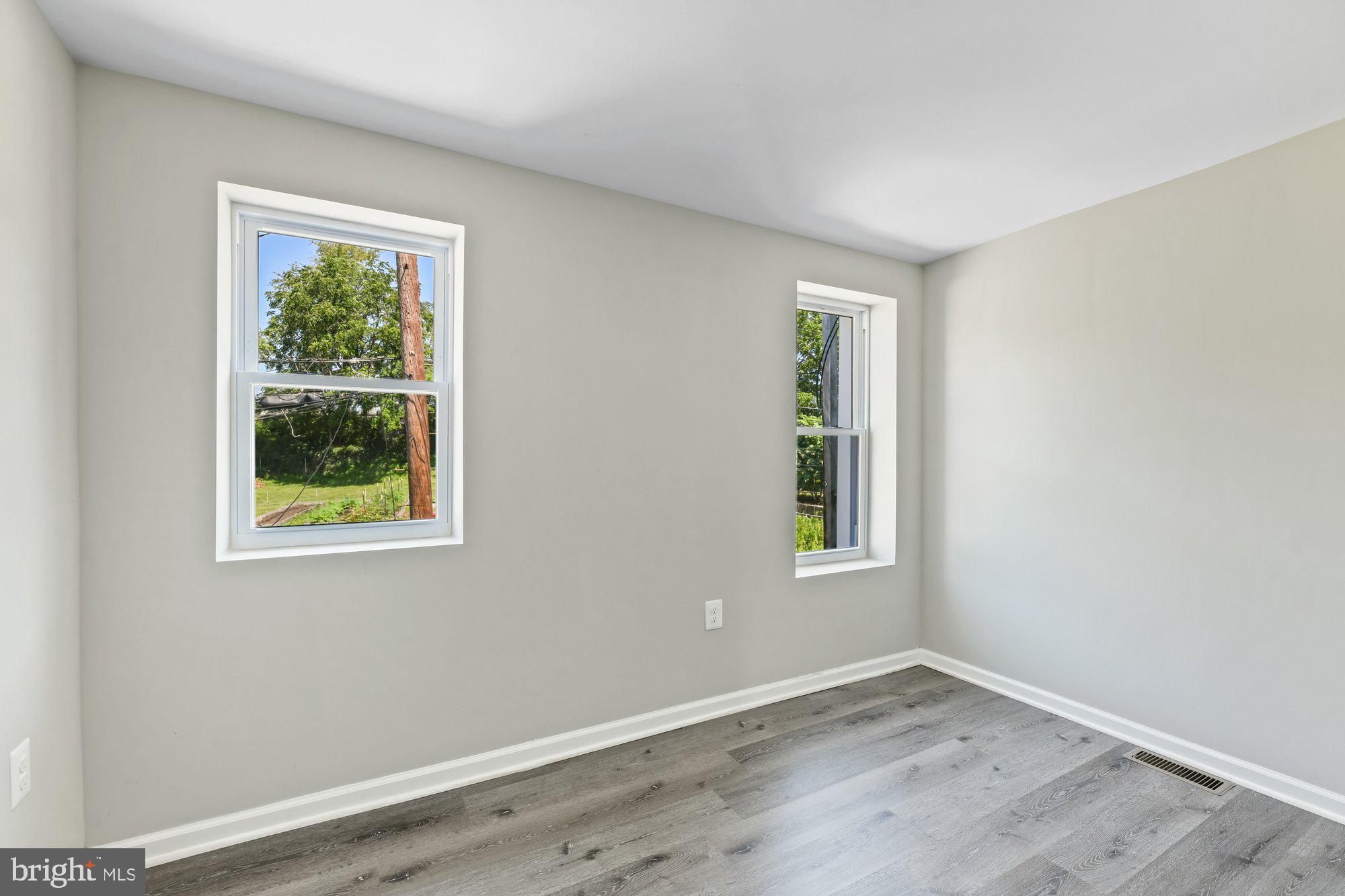 WASHINGTON VILLAGE - Residential Lease