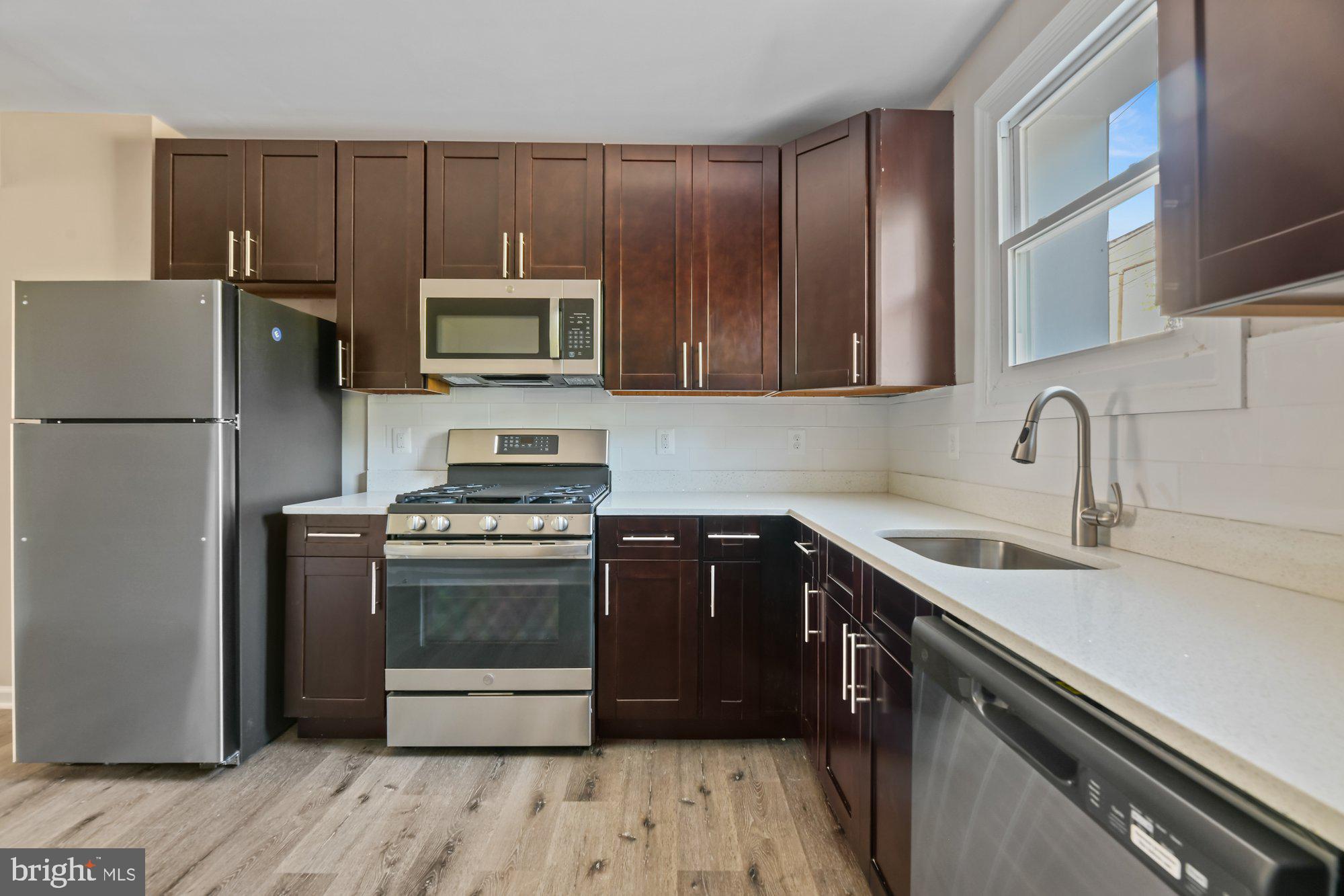 WASHINGTON VILLAGE - Residential Lease