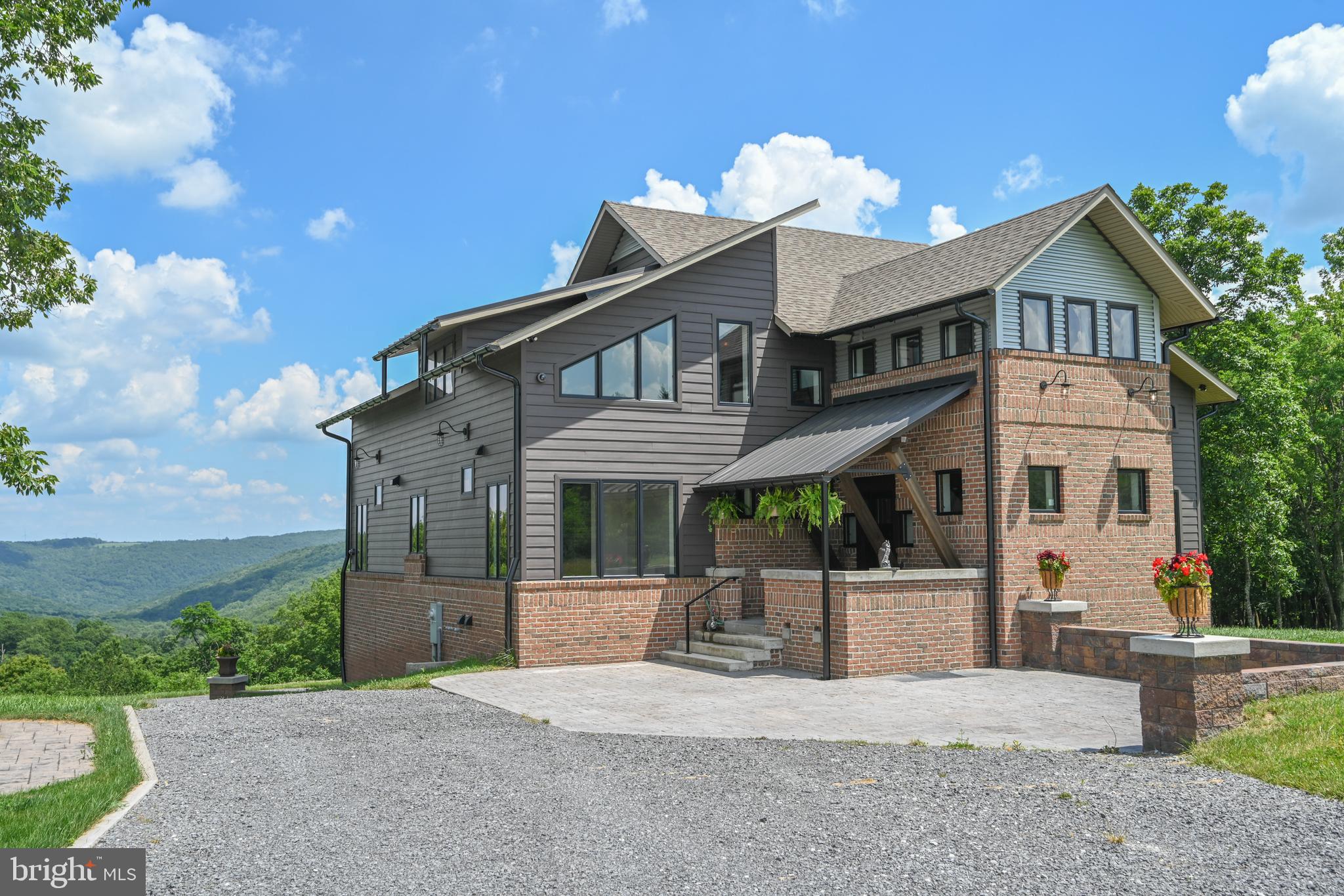 415 NAZELROD ROAD