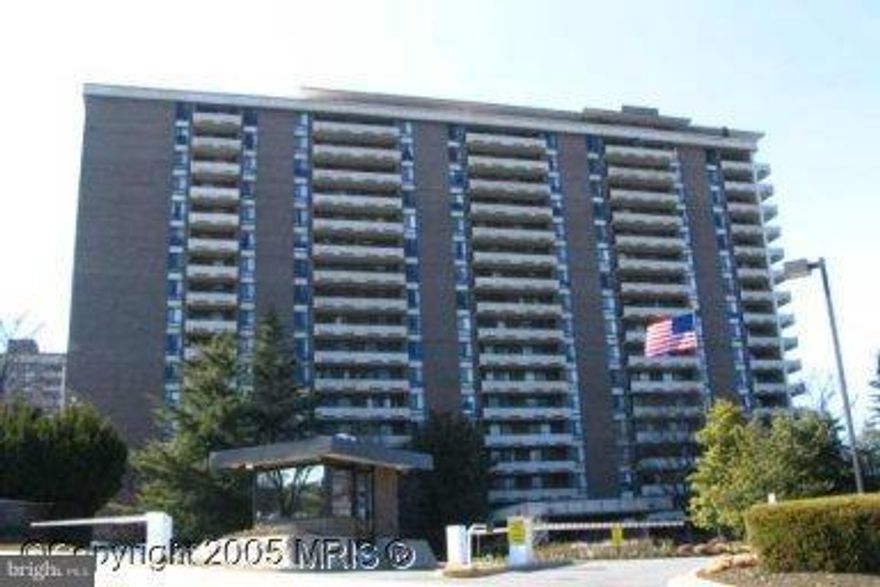 All utilities included! Large 2-bedroom, corner unit, treed views, huge, open living area, close to elevator. Many upgrades - gorgeous hardwood floors, updated baths. Master has large, open walk-in closet, built in bureau and dressing area. Lots of storage throughout including entry hall with large closet, built-in bookshelves/storage in dining area, lots of kitchen cabinets and hall linen closet.