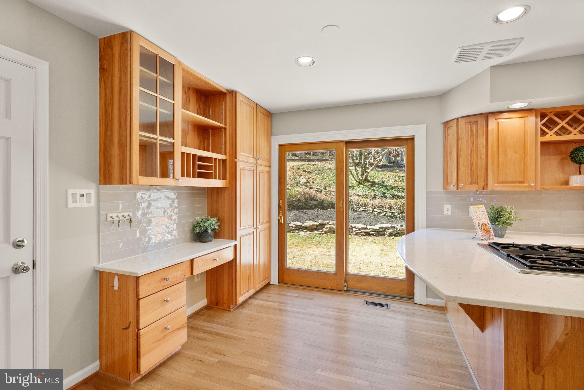 HILLBROOK FOREST - Residential