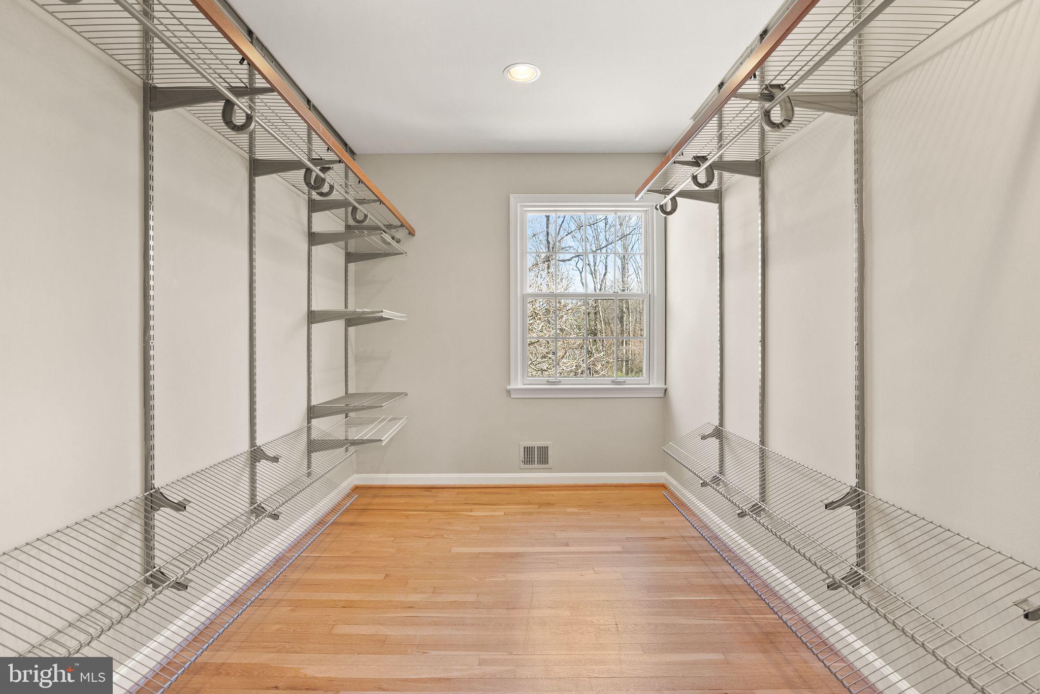 HILLBROOK FOREST - Residential