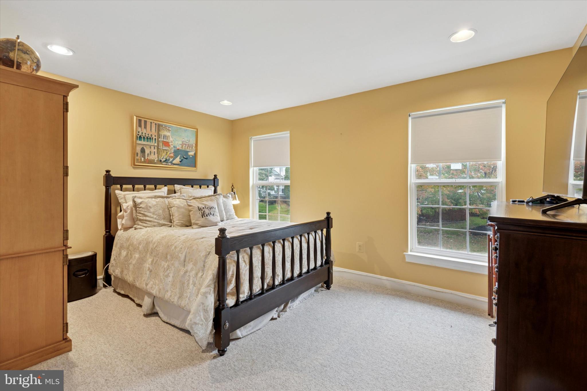 MONTGOMERY GREENE - Residential