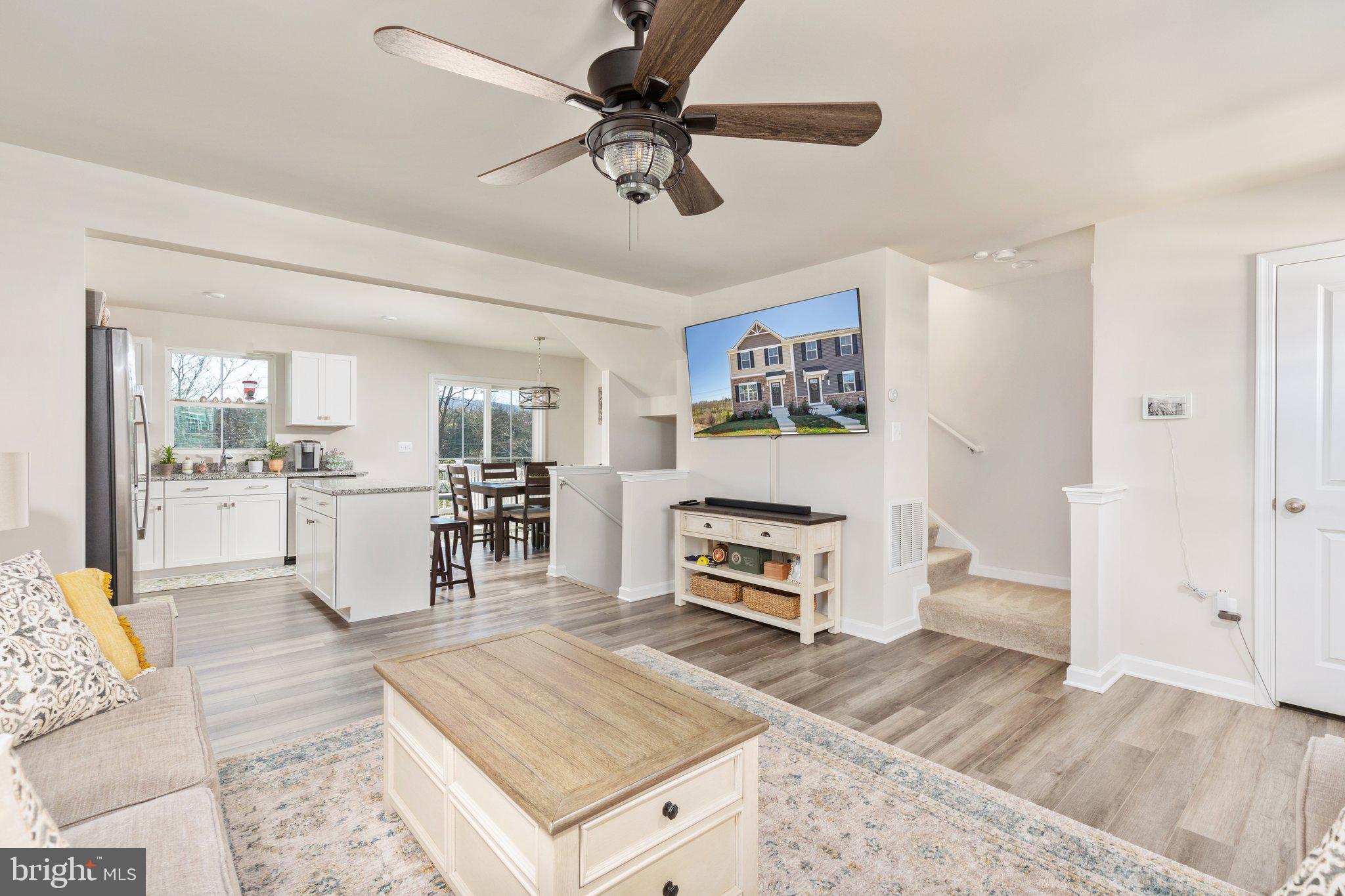 CEDAR SPRING - Residential Lease