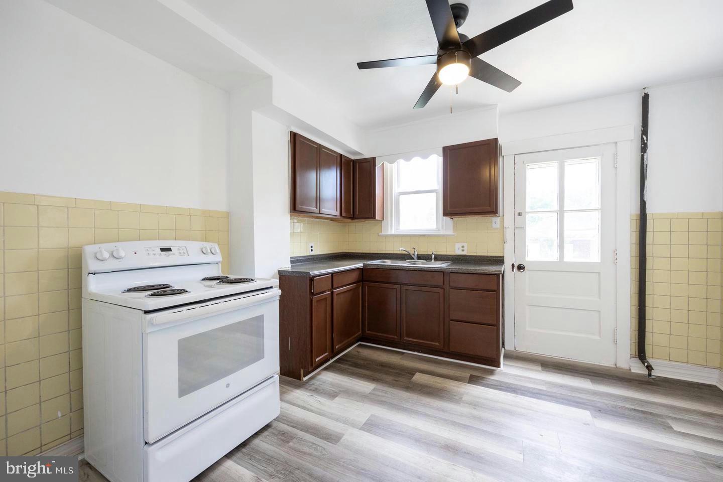 DOWNINGTOWN BORO - Residential Lease