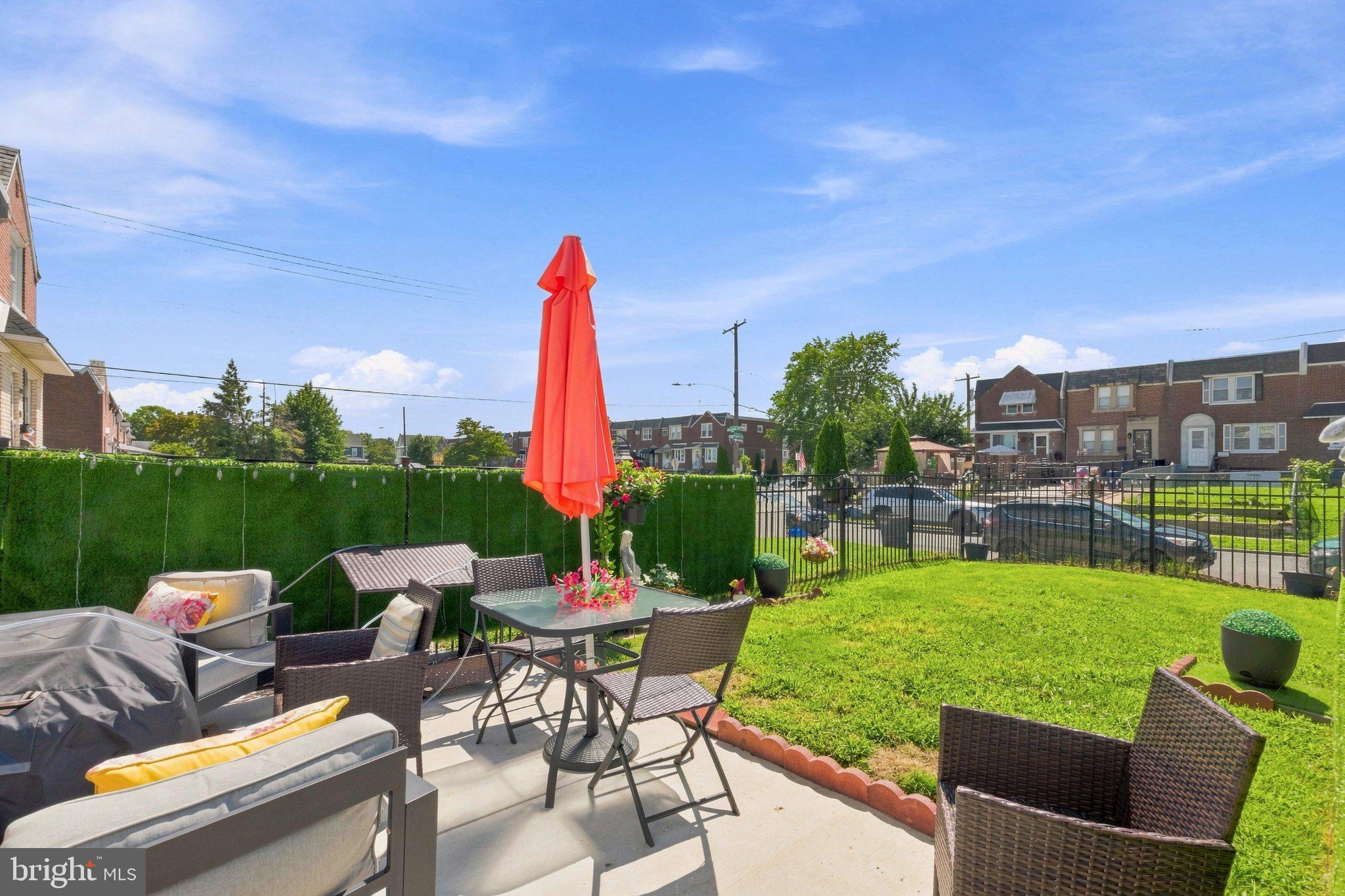 3433 DECATUR STREET