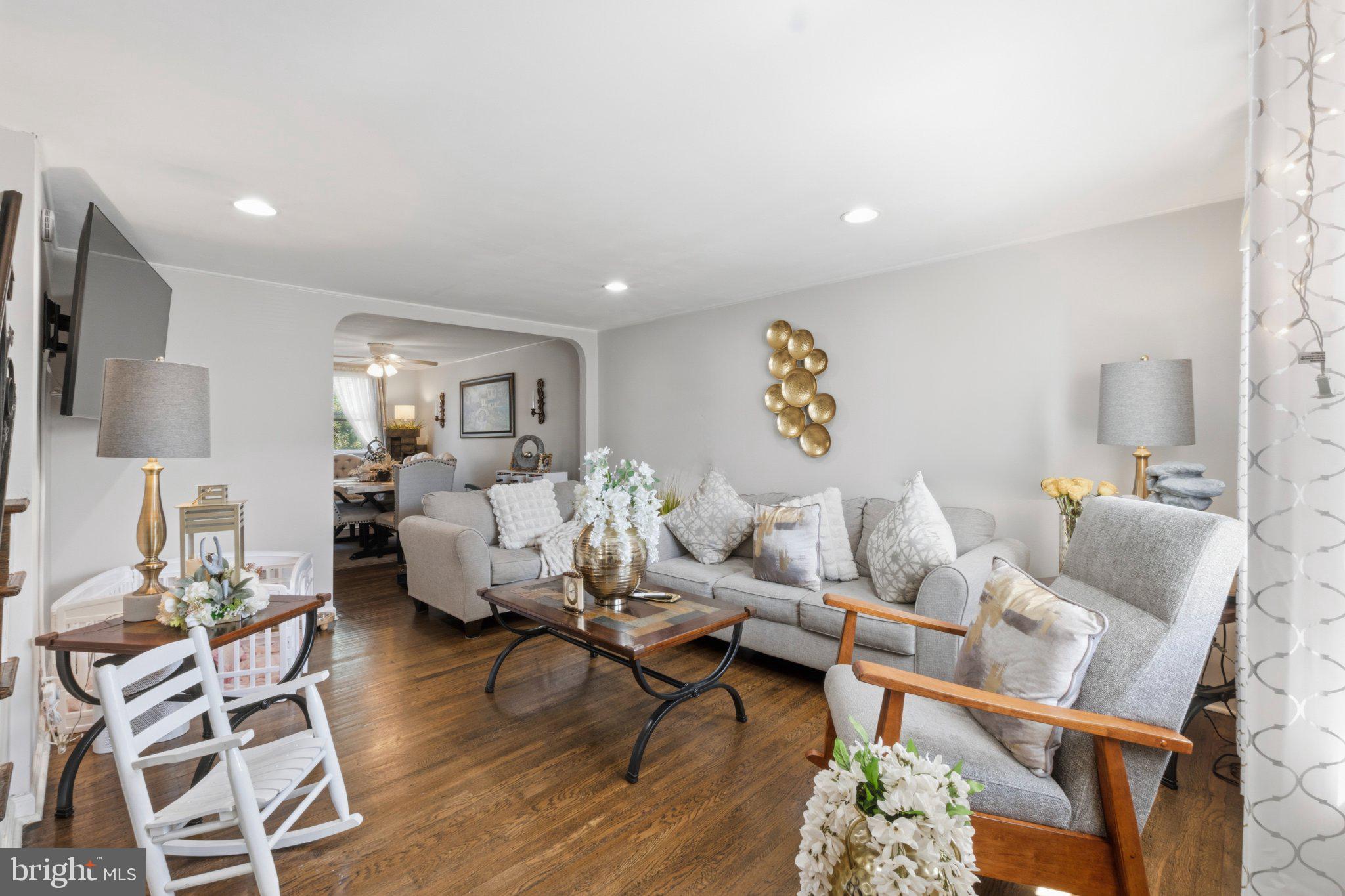 3433 DECATUR STREET