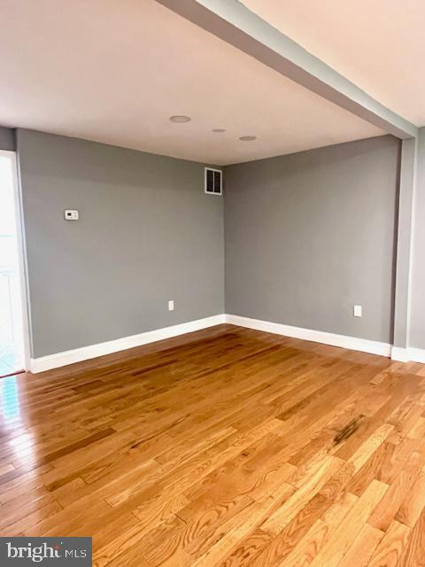 PINEWOOD HILL - Residential