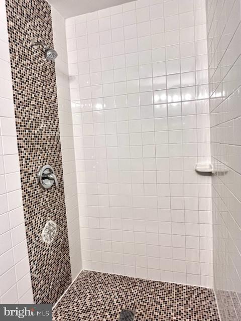 PINEWOOD HILL - Residential