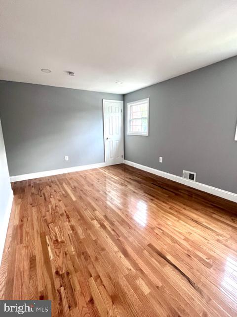 PINEWOOD HILL - Residential