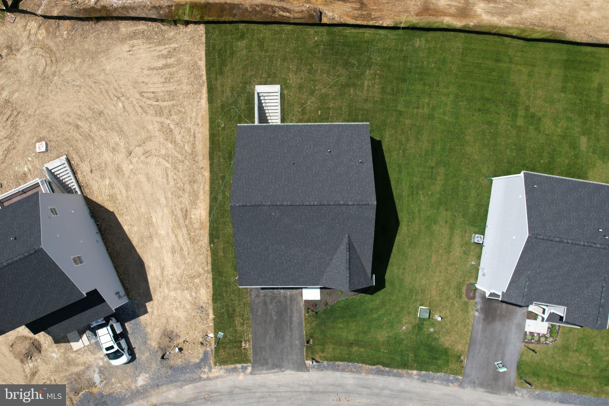 SOUTH BROOK - Residential