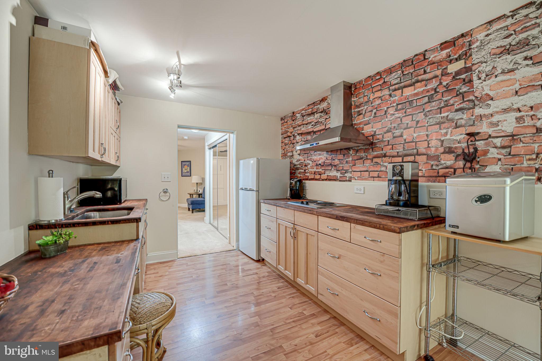 SEVEN LAKES - Residential