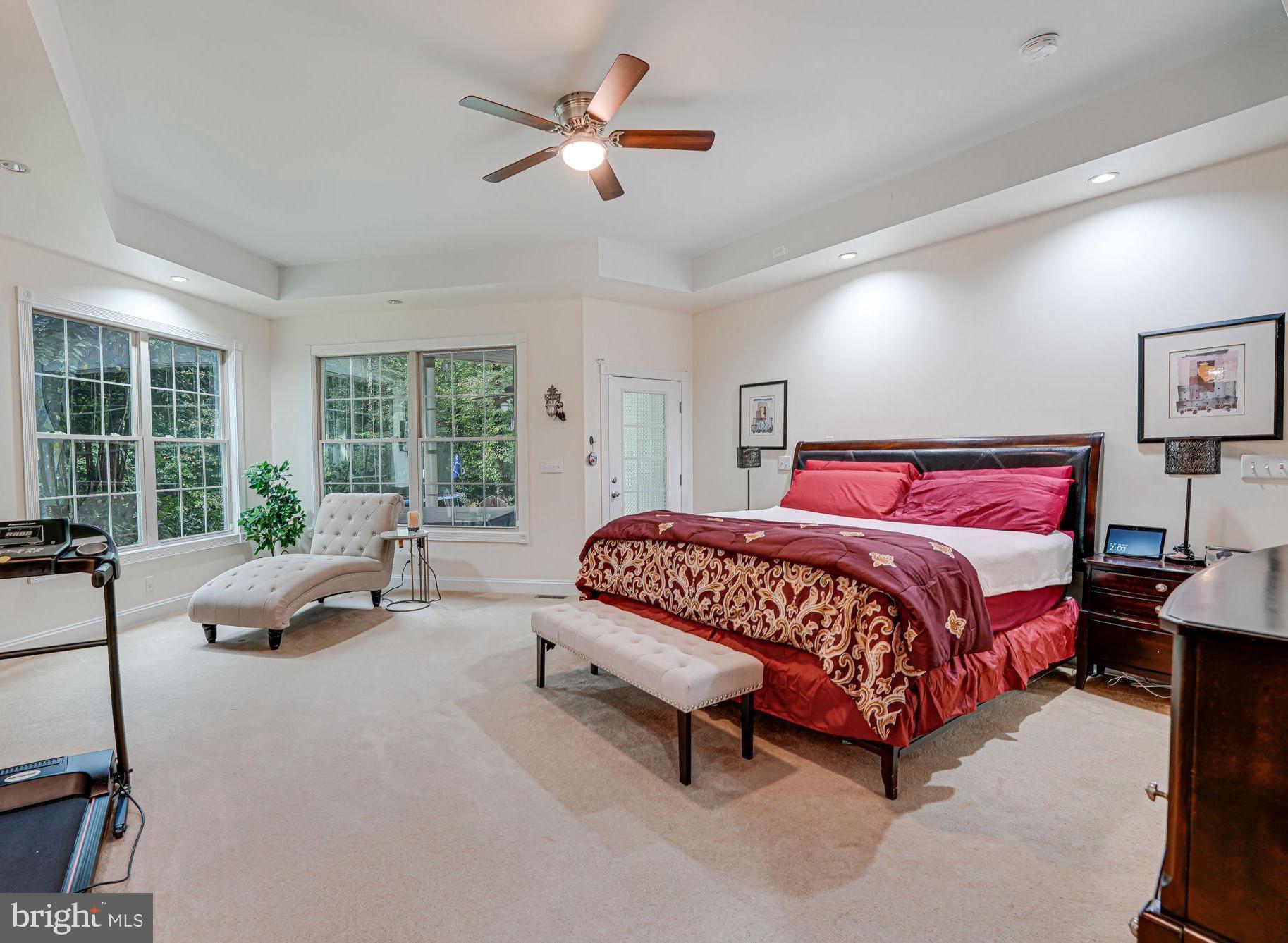 SEVEN LAKES - Residential