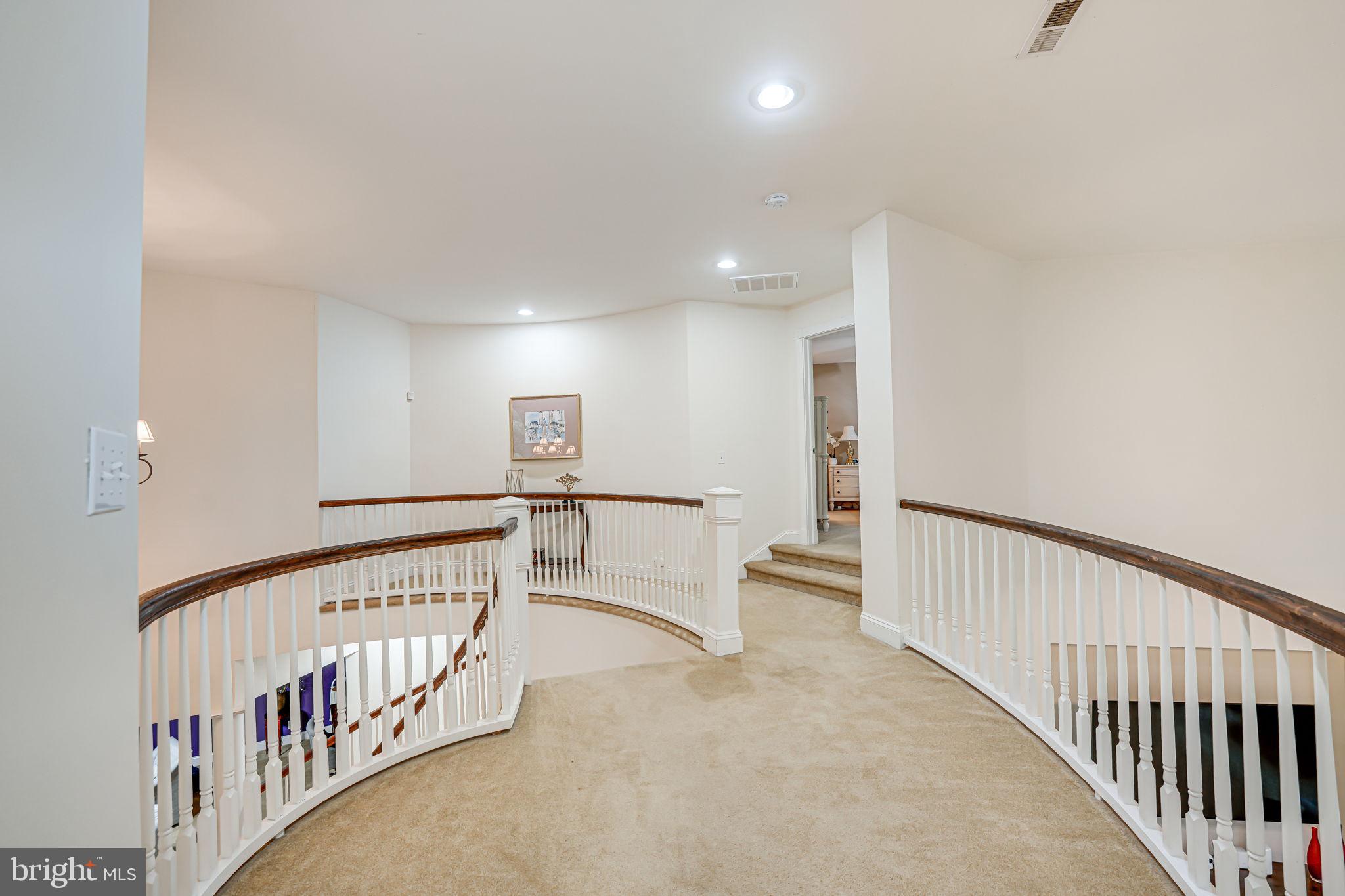 SEVEN LAKES - Residential