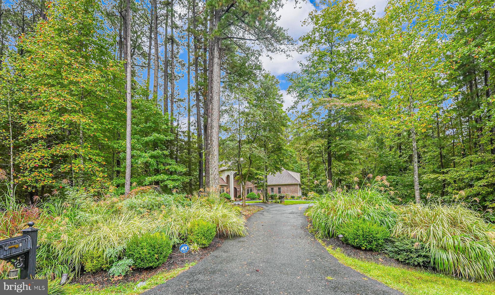 SEVEN LAKES - Residential