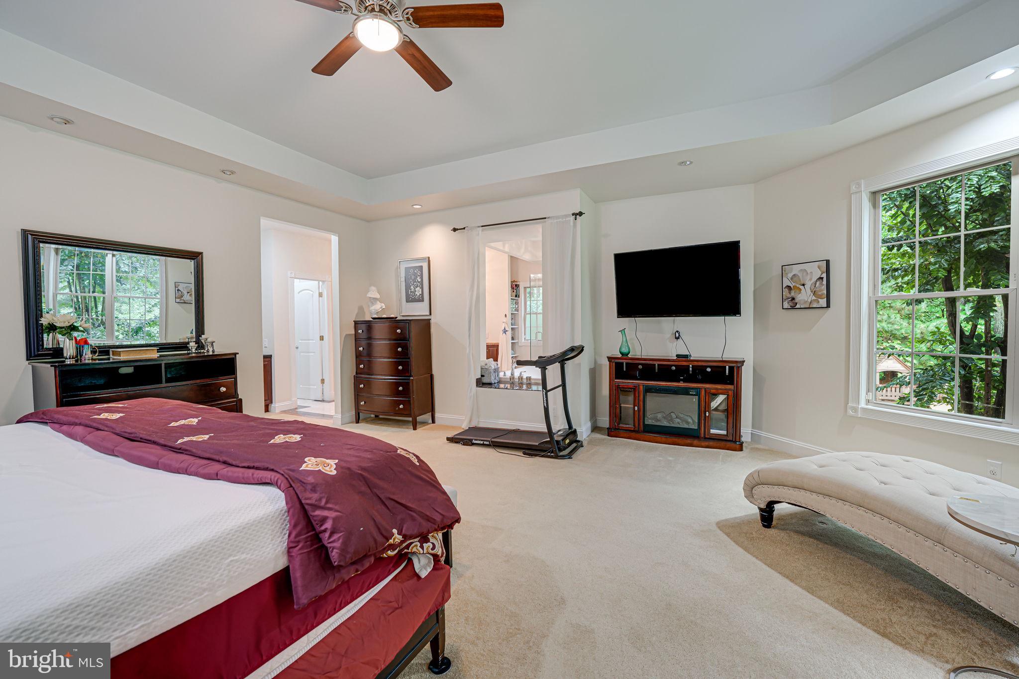 SEVEN LAKES - Residential