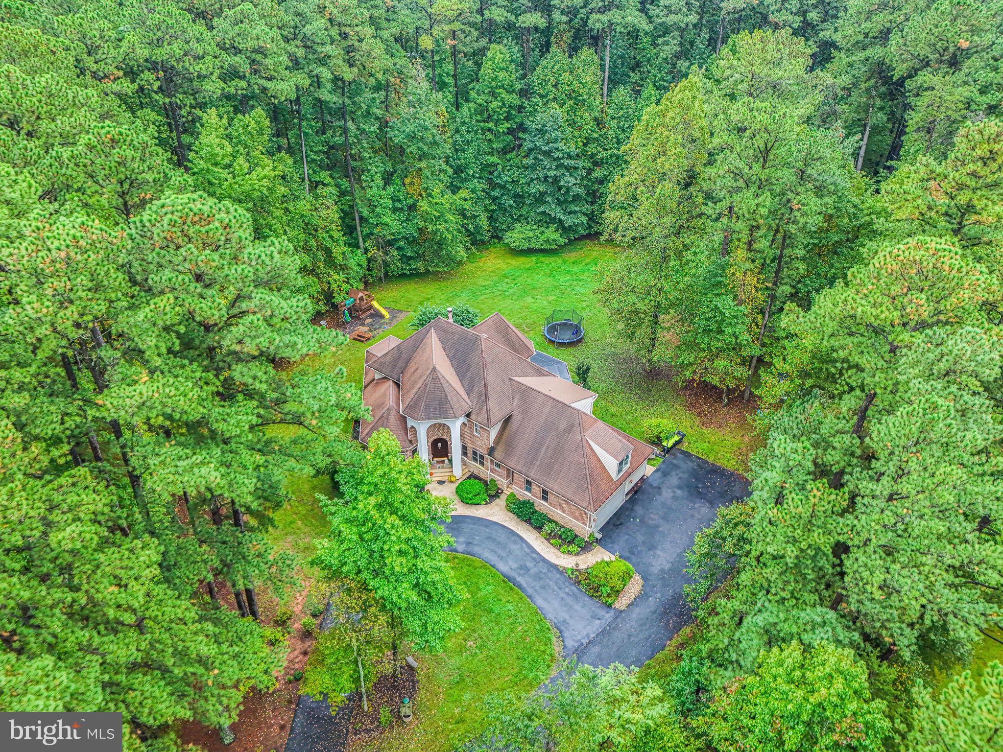 SEVEN LAKES - Residential