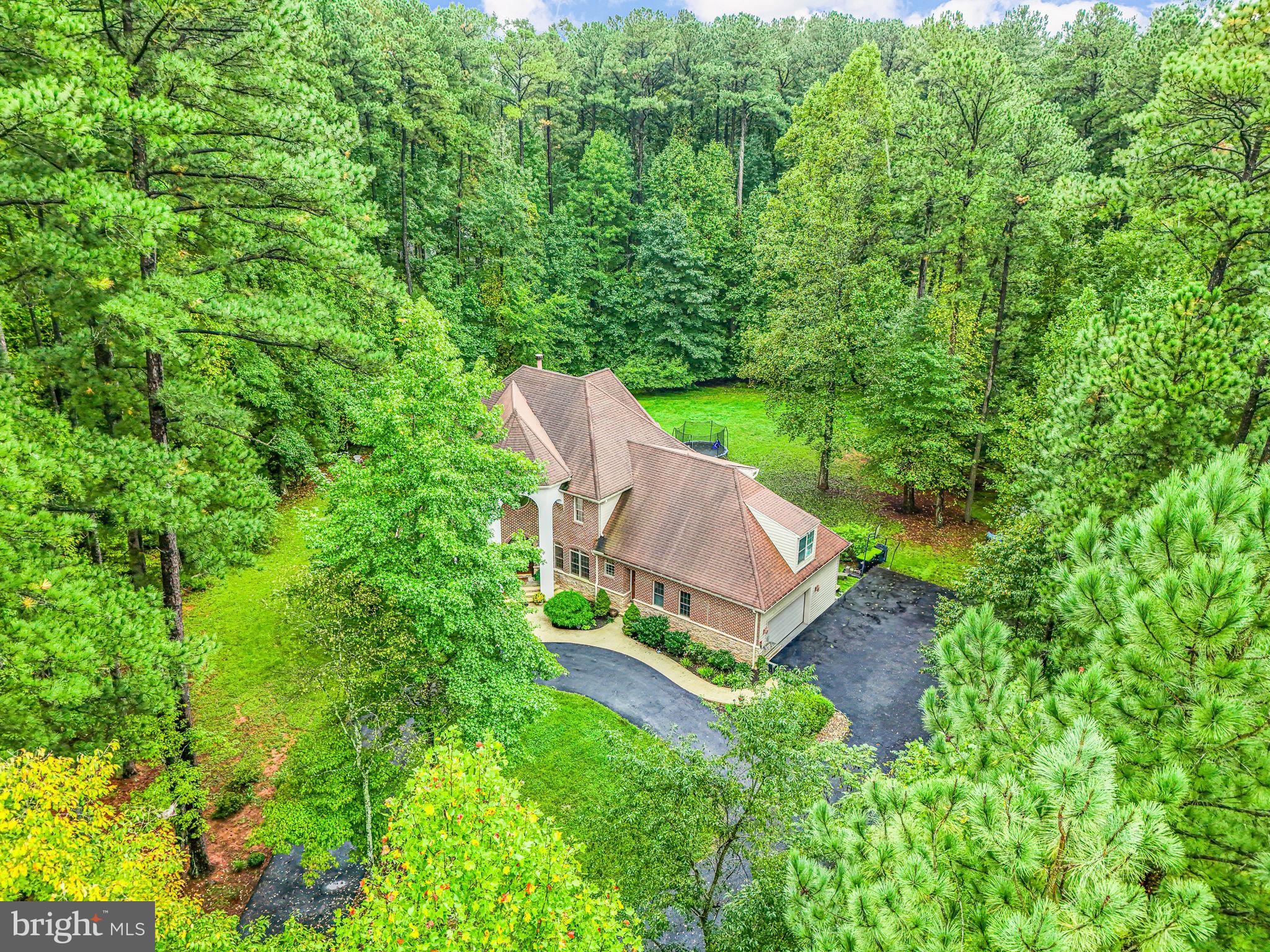 SEVEN LAKES - Residential