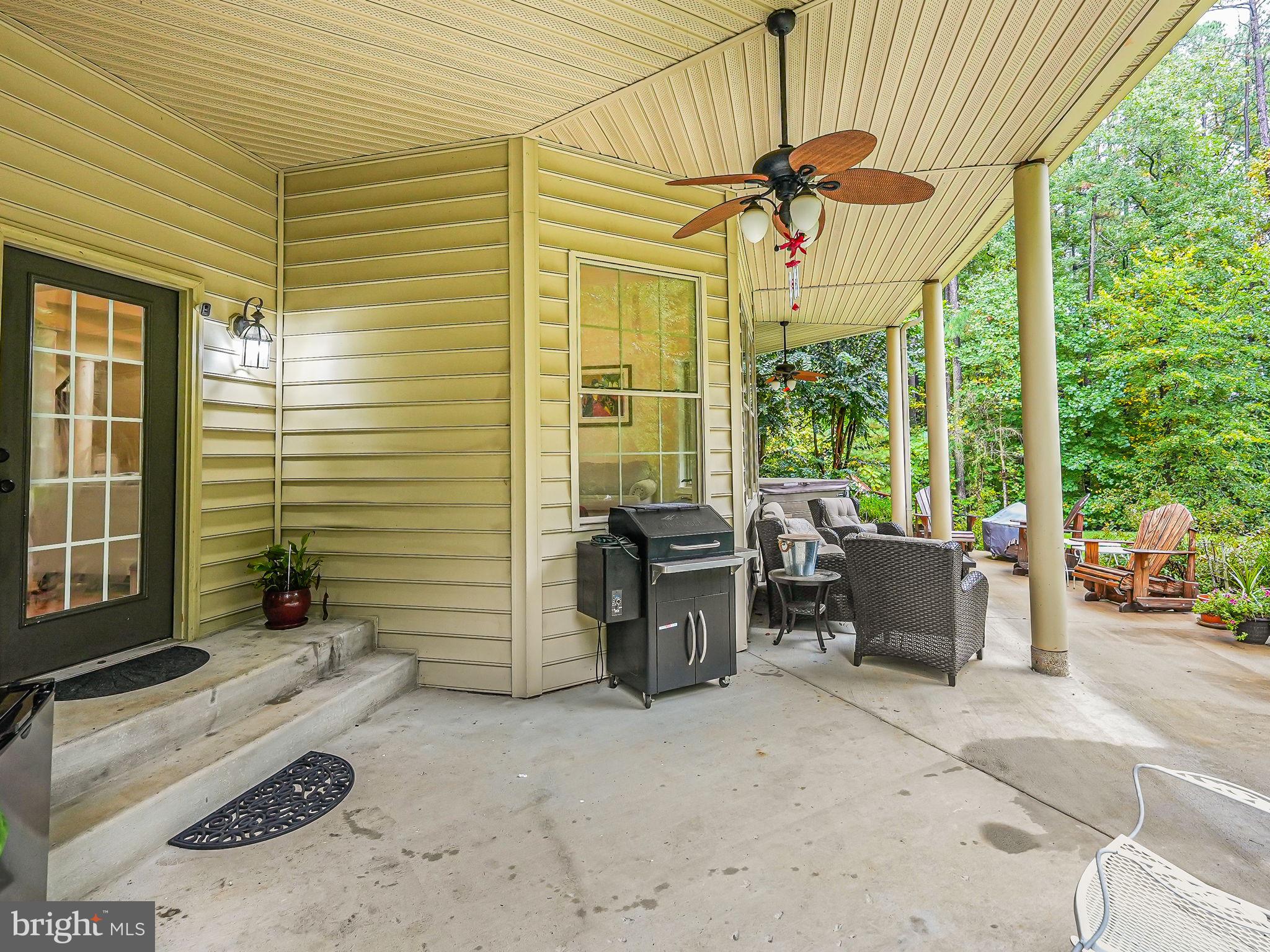 SEVEN LAKES - Residential