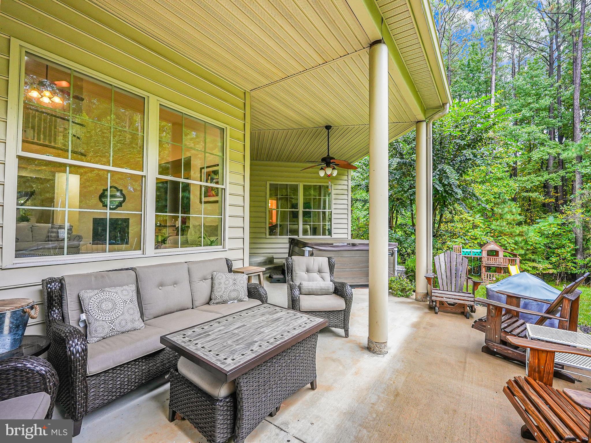 SEVEN LAKES - Residential