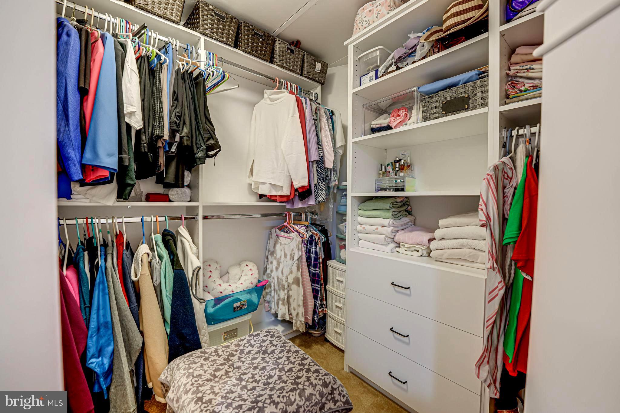 SEVEN LAKES - Residential