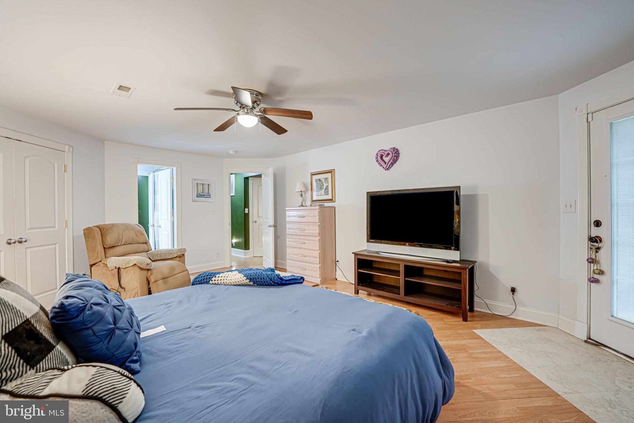 SEVEN LAKES - Residential