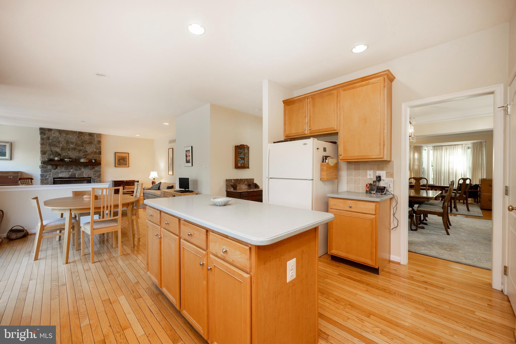 RIVERCREST - Residential