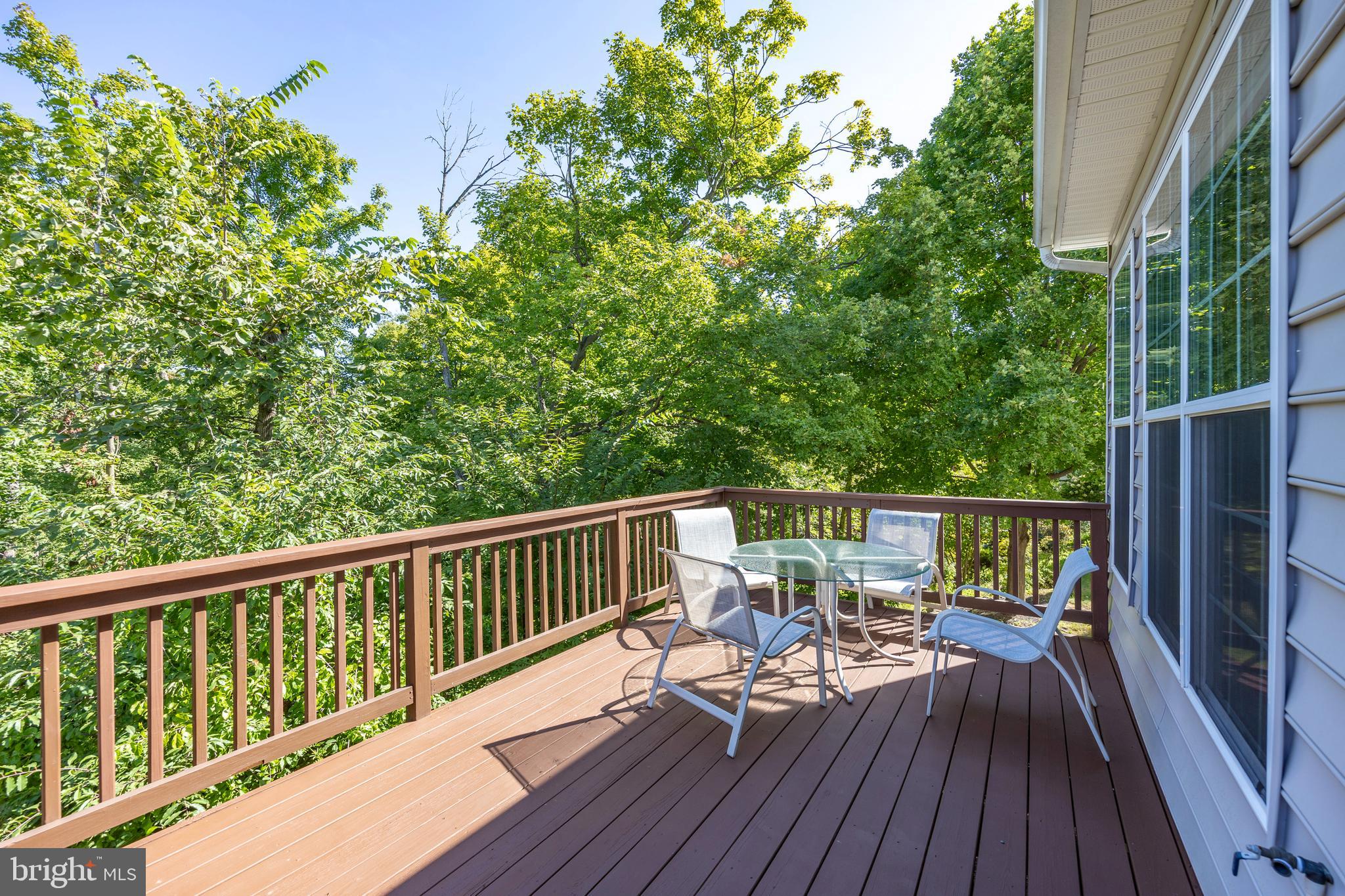 RIVERCREST - Residential