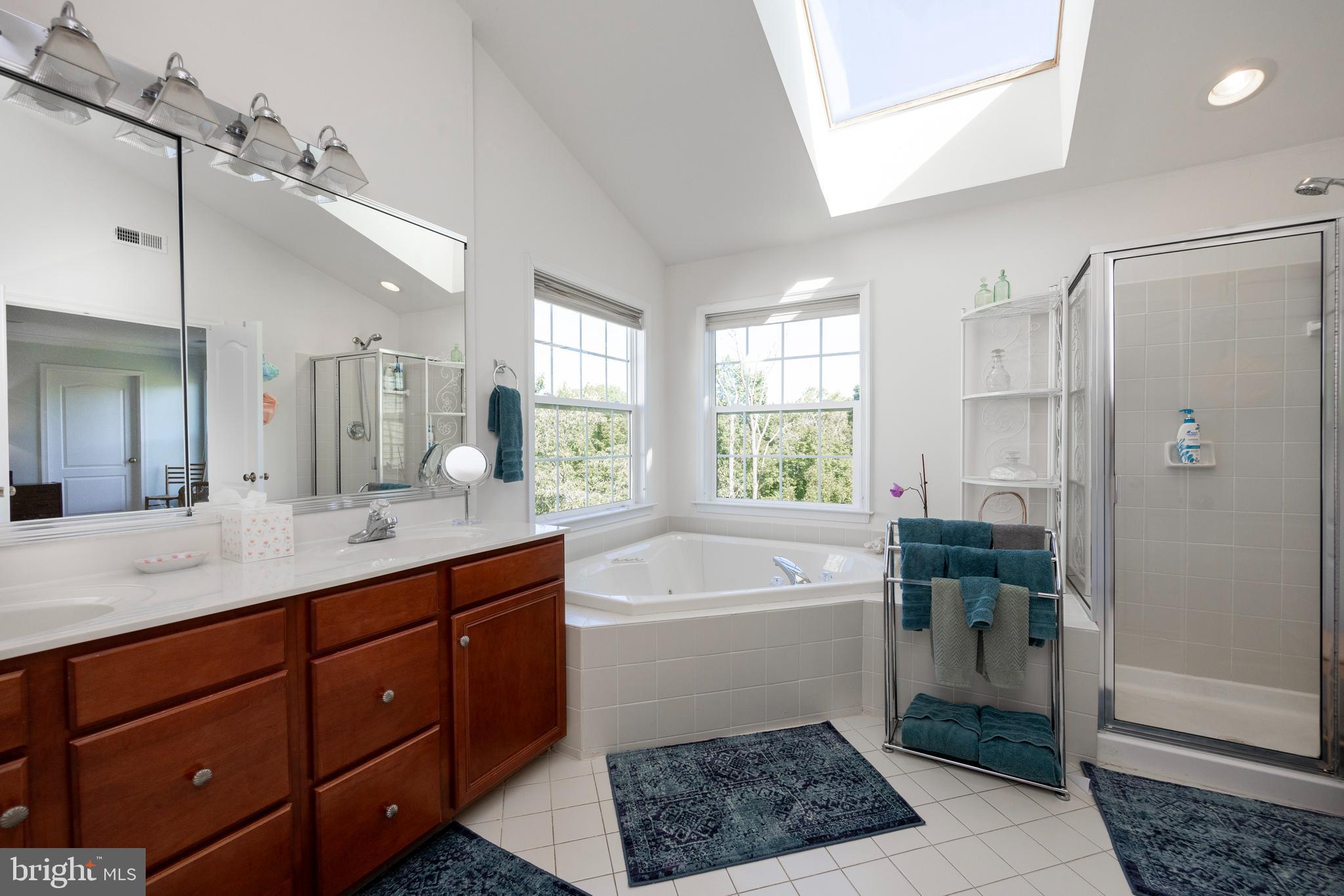 RIVERCREST - Residential