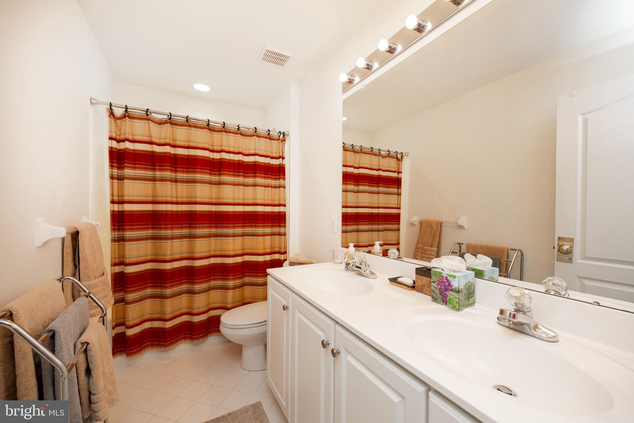 RIVERCREST - Residential