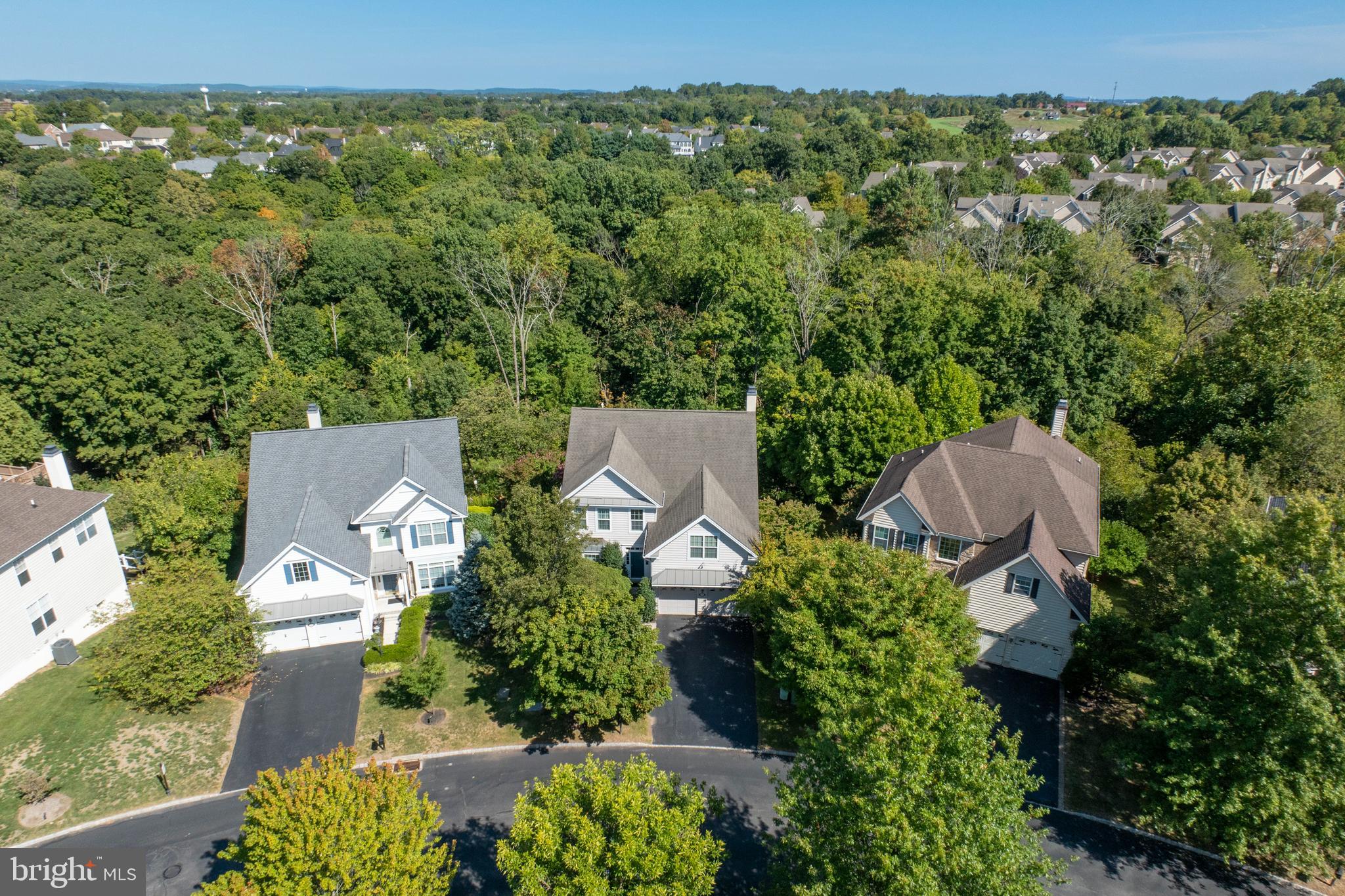 RIVERCREST - Residential