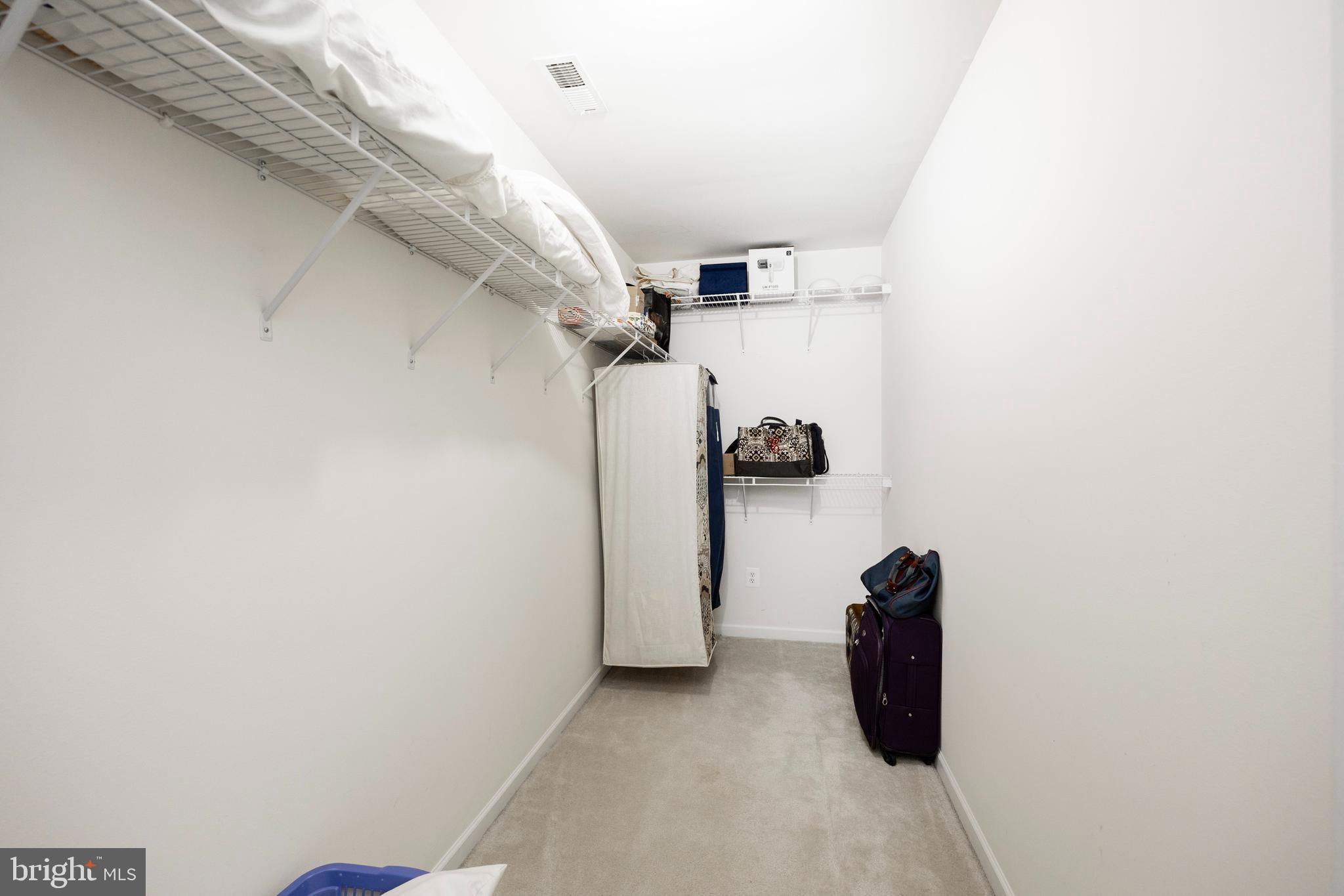 RIVERCREST - Residential