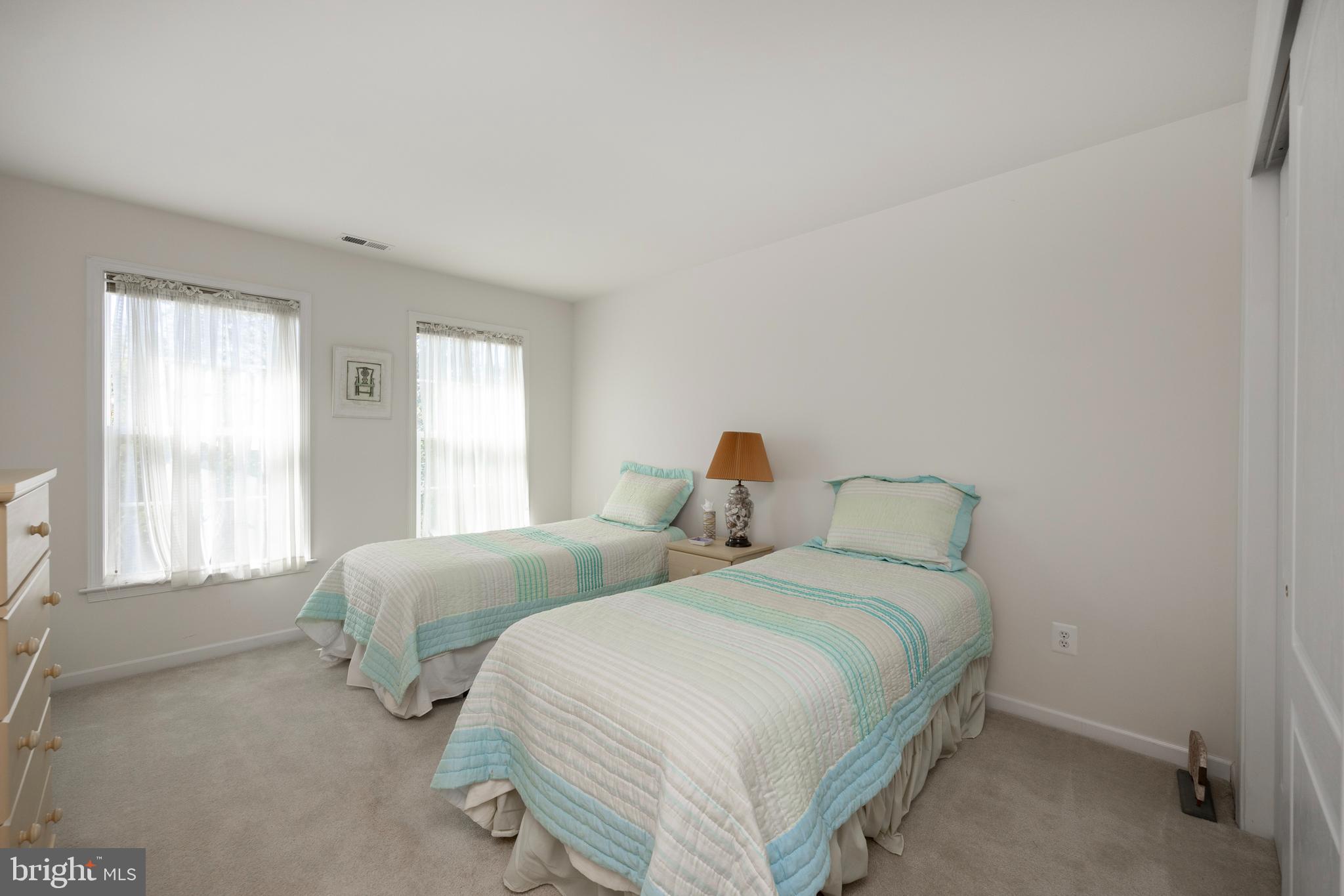 RIVERCREST - Residential