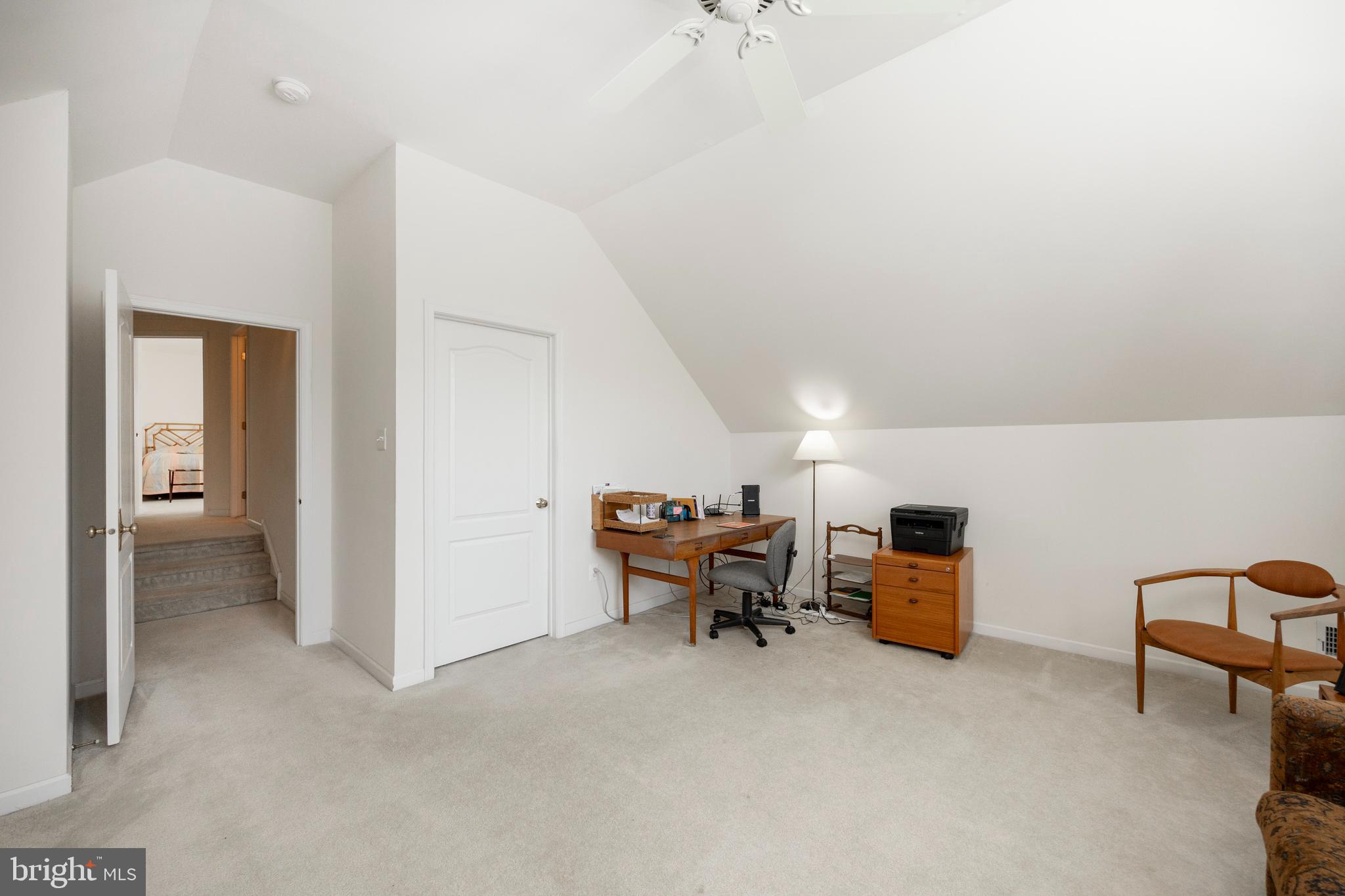 RIVERCREST - Residential