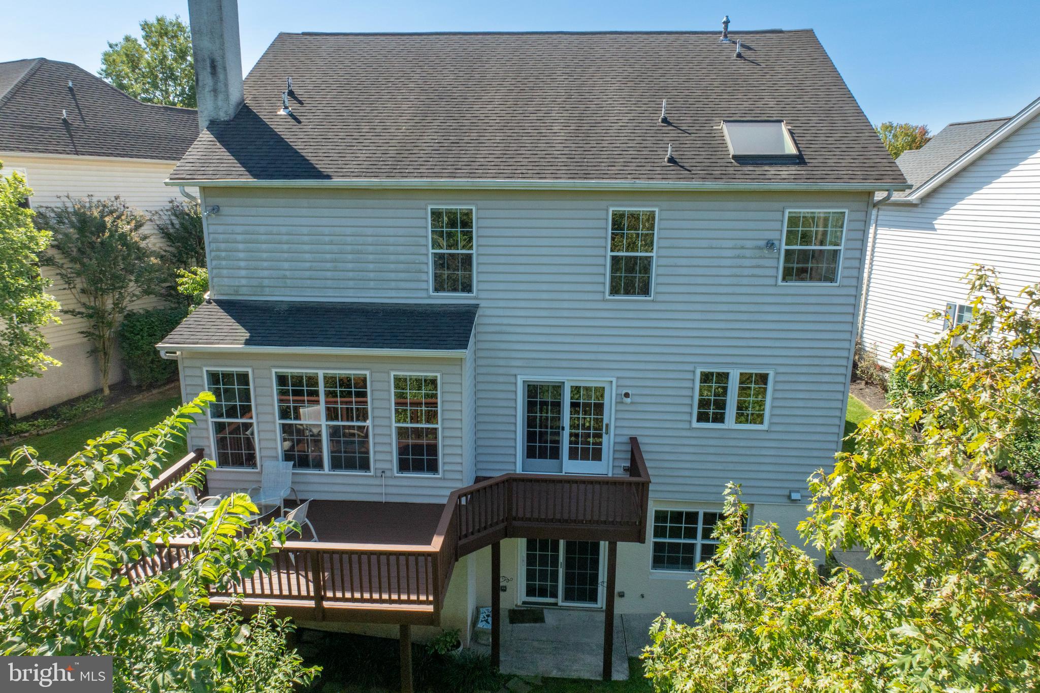 RIVERCREST - Residential