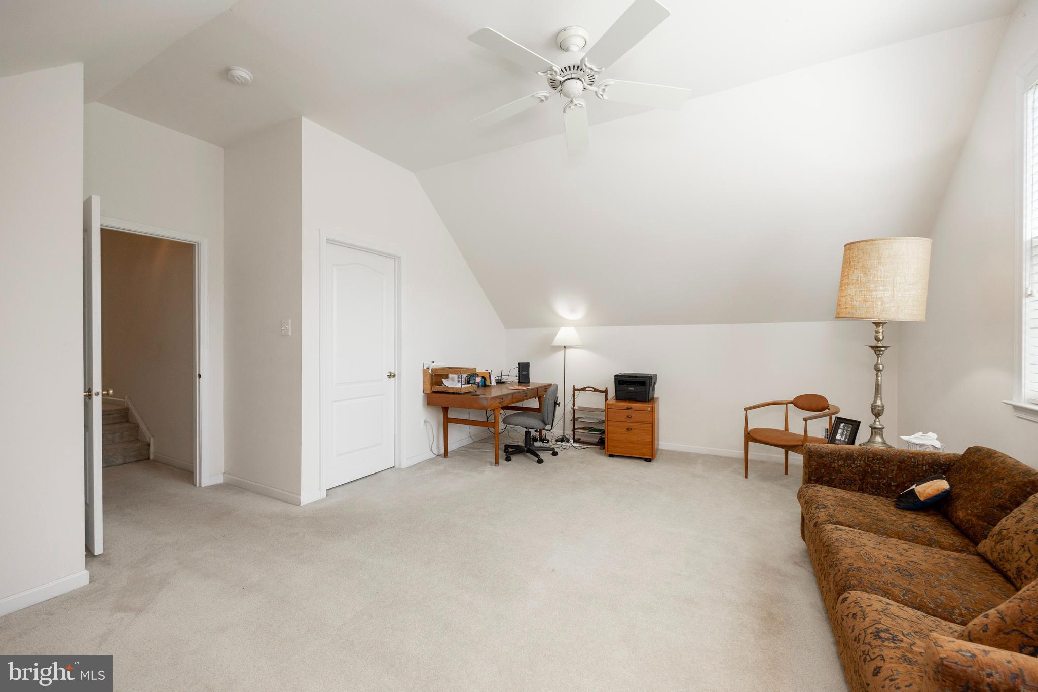 RIVERCREST - Residential